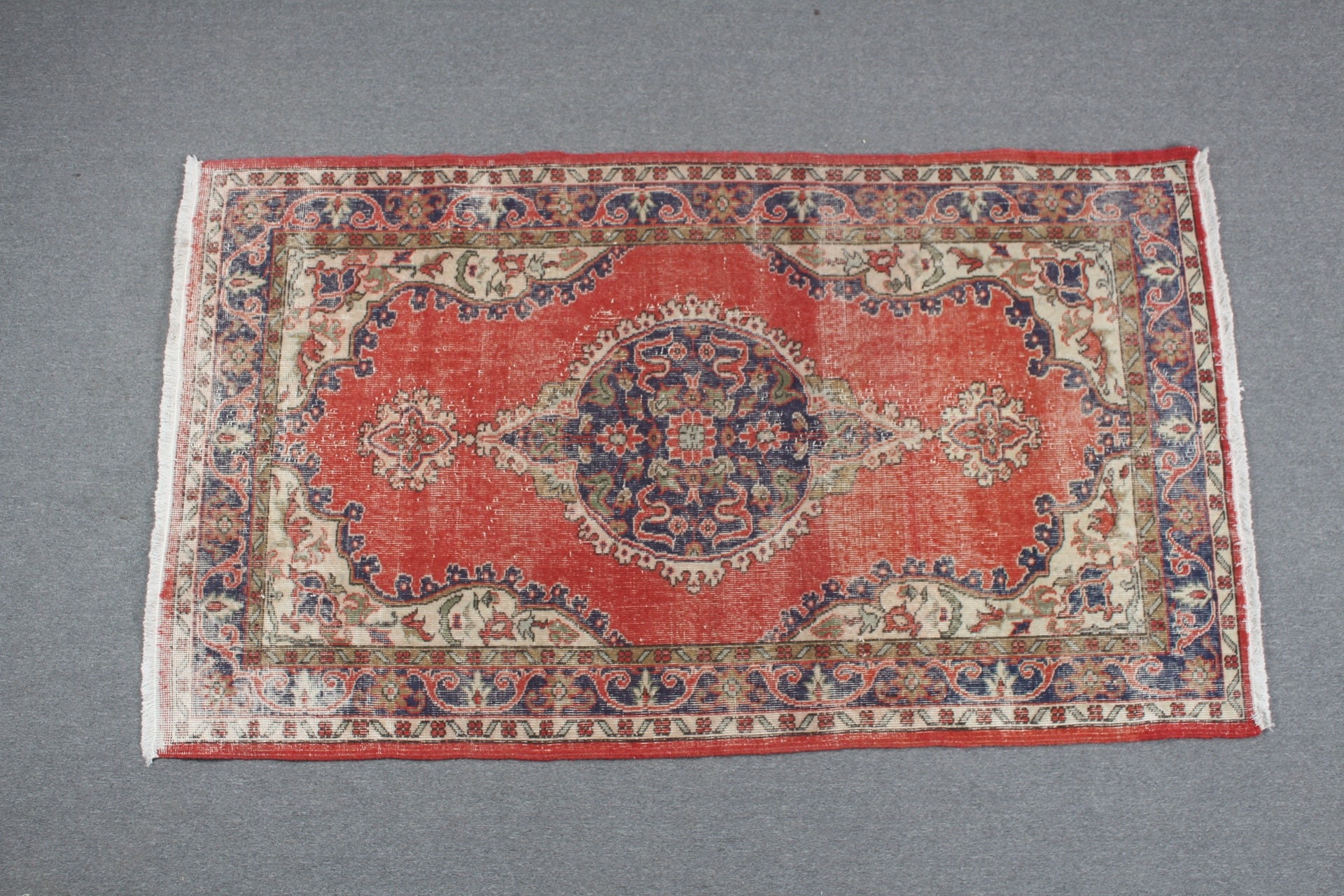 Oushak Halısı, Soluk Halılar, Türk Halısı, Yemek Odası Halısı, 4,1x7,1 ft Alan Halısı, Çocuk Odası Halıları, Vintage Halı, Yün Halı, Kırmızı Yün Halılar, Yurt Halısı