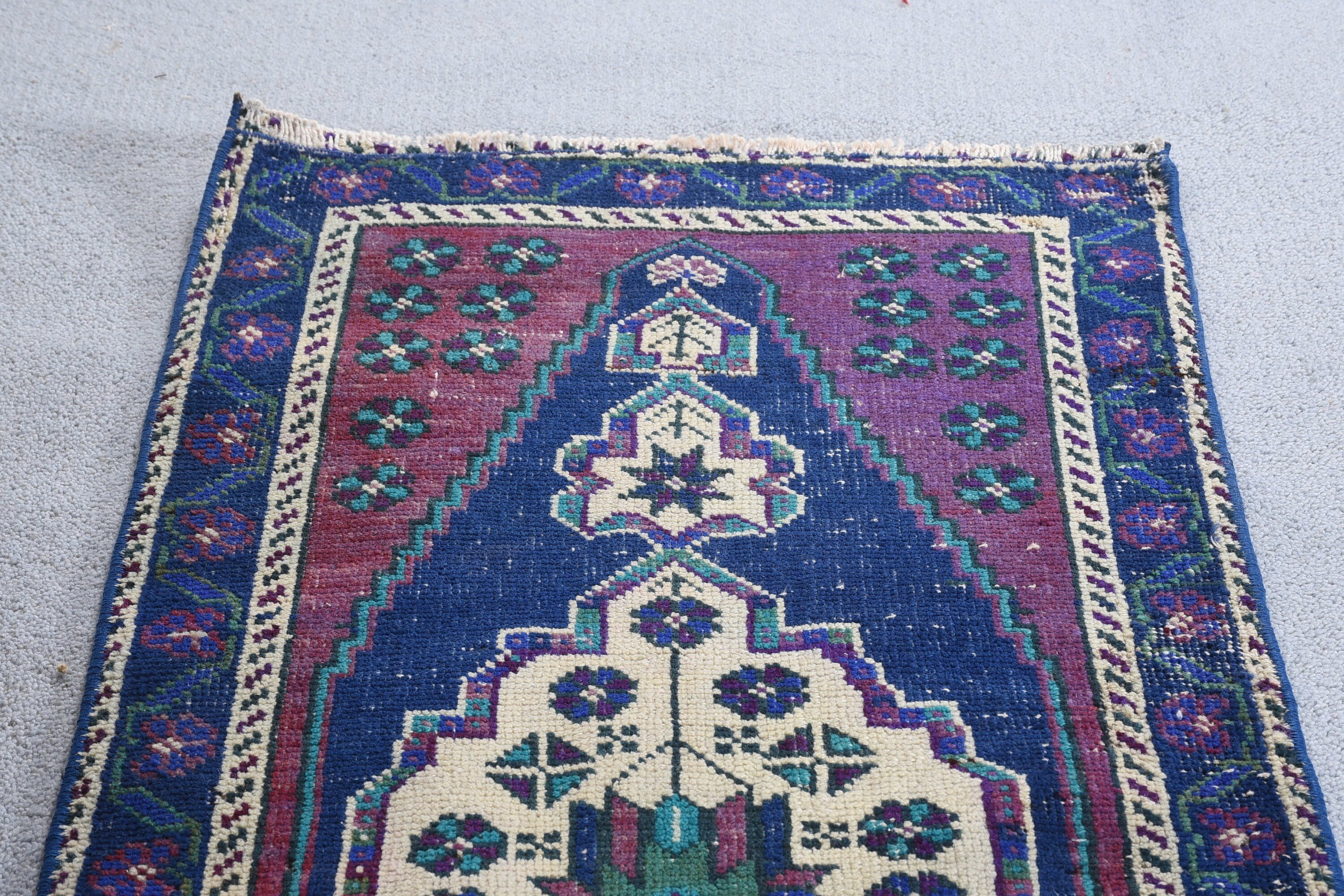 Antika Halı, Türk Halısı, Mavi Yatak Odası Halıları, Anadolu Halısı, 1.7x4.1 ft Küçük Halı, Vintage Halı, Giriş Halısı, Mutfak Halısı, Kapı Paspası Halıları