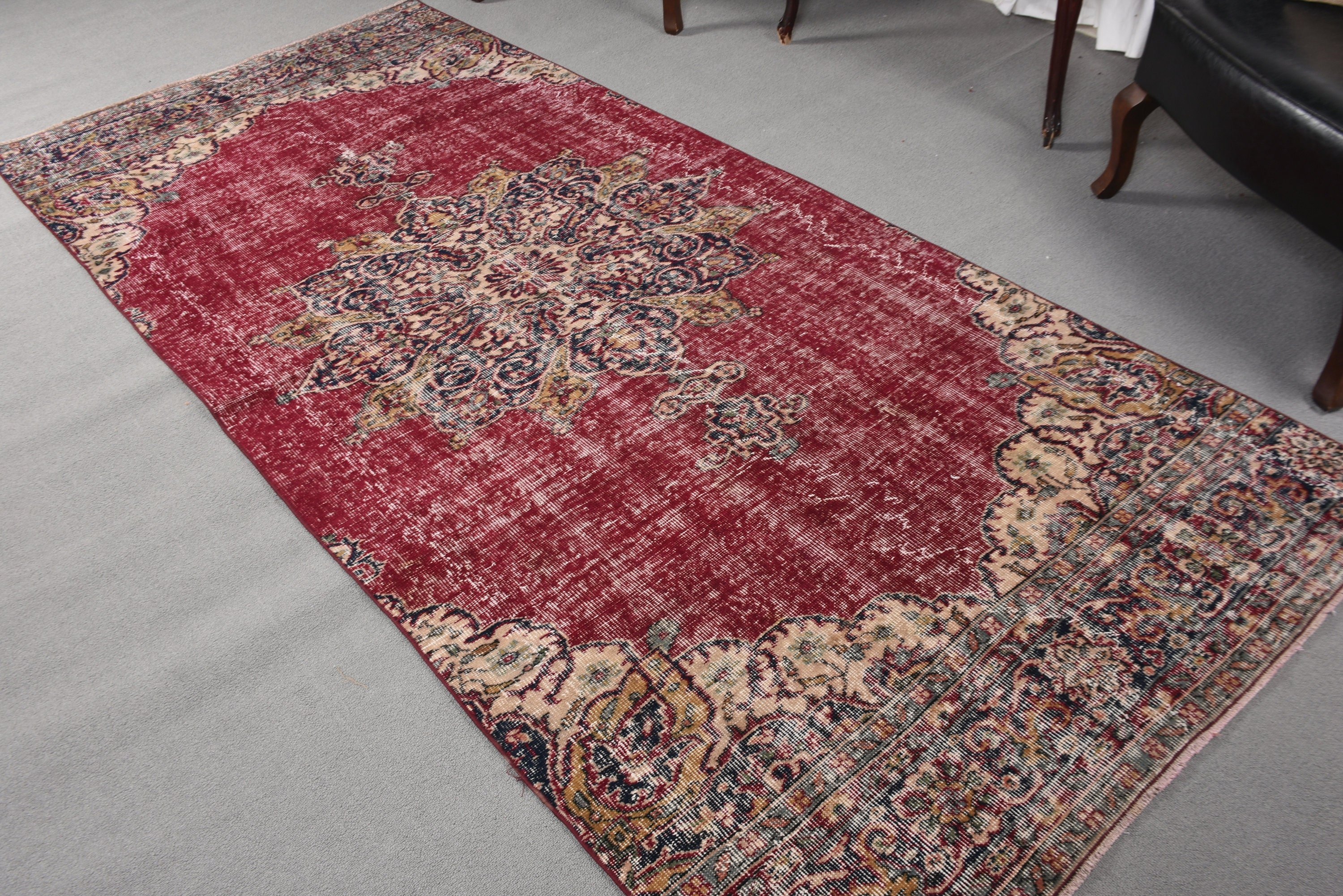 Vintage Rug, Kitchen Rugs, Turkish Rug, Bedroom Rugs, 4.1x9.5 ft Area Rug, Rugs for Bedroom, Red Oushak Rug, Modern Rugs