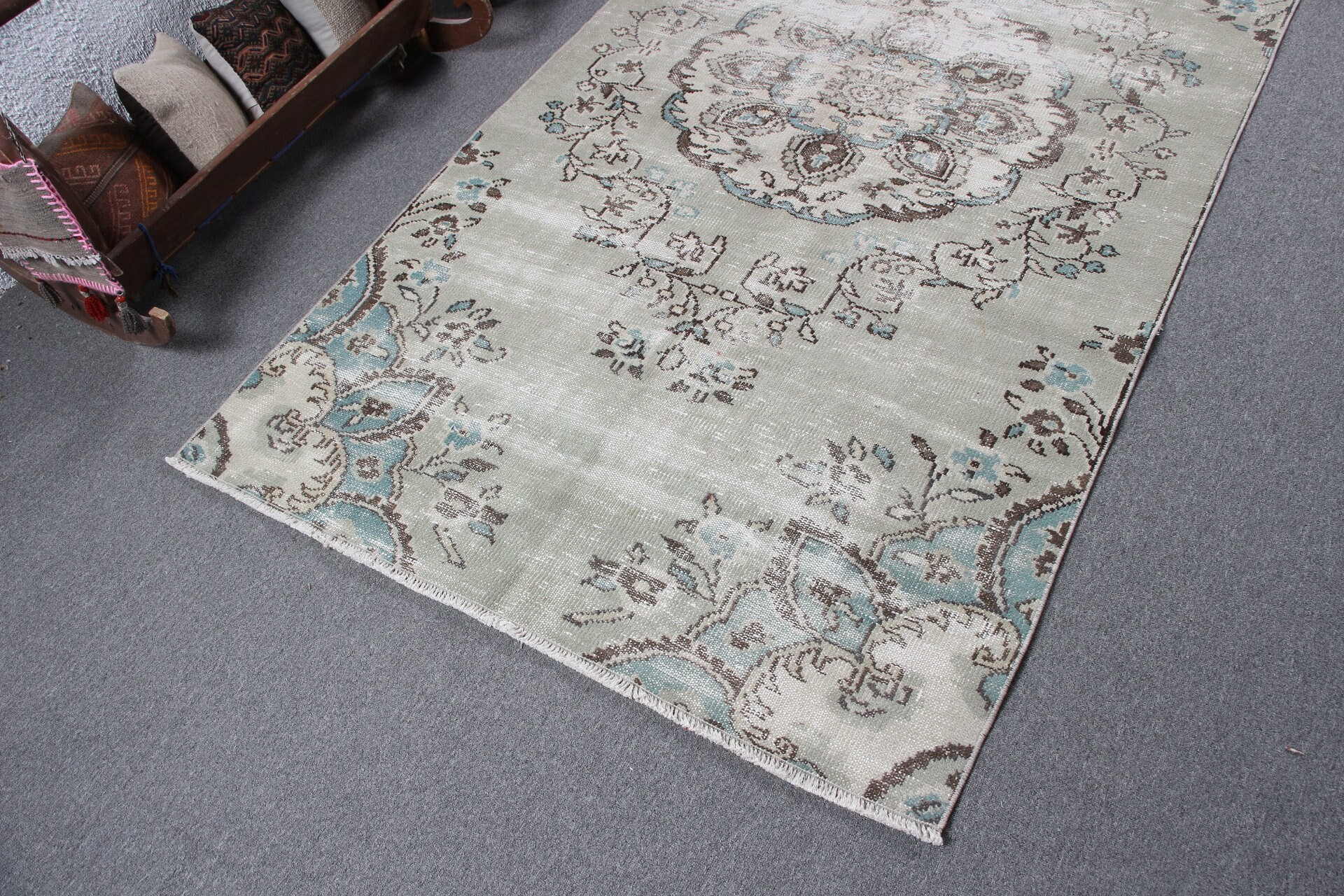 Bedroom Rug, Green  4.4x8.1 ft Area Rug, Oushak Rug, Muted Rugs, Turkish Rugs, Rugs for Nursery, Vintage Rug, Dining Room Rug