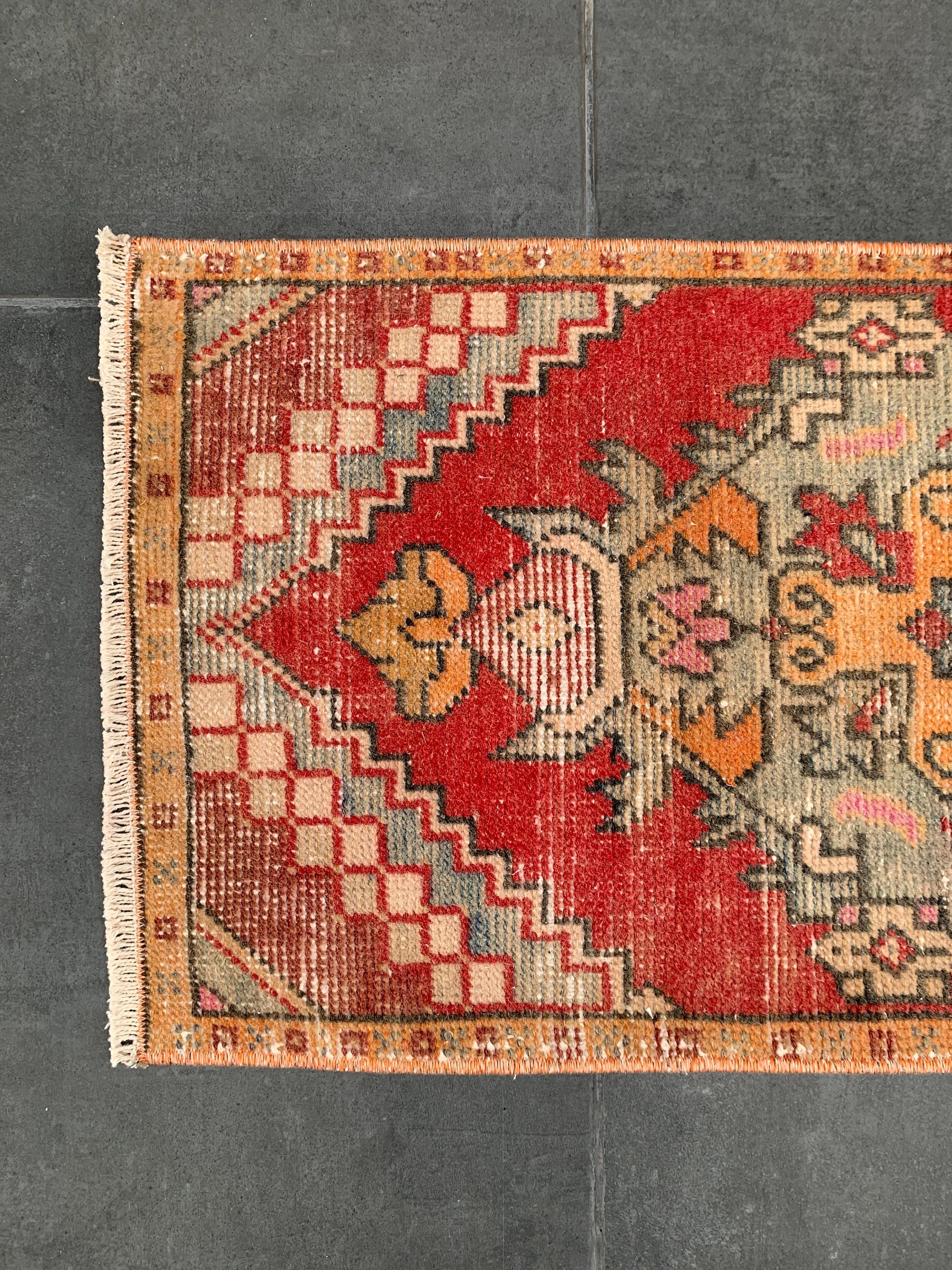 Bedroom Rugs, Moroccan Rugs, Rugs for Car Mat, Vintage Rug, Nomadic Rug, 1.5x3.1 ft Small Rug, Bath Rugs, Turkish Rugs, Red Home Decor Rugs