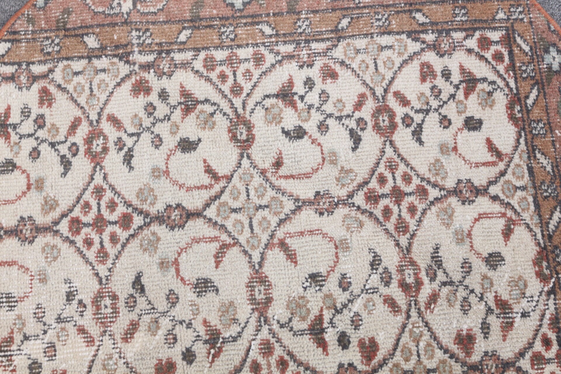 Entry Rug, Oushak Rug, Rugs for Car Mat, 2.6x2.7 ft Small Rug, Turkish Rugs, Home Decor Rug, Bath Rugs, Beige Antique Rugs, Vintage Rug