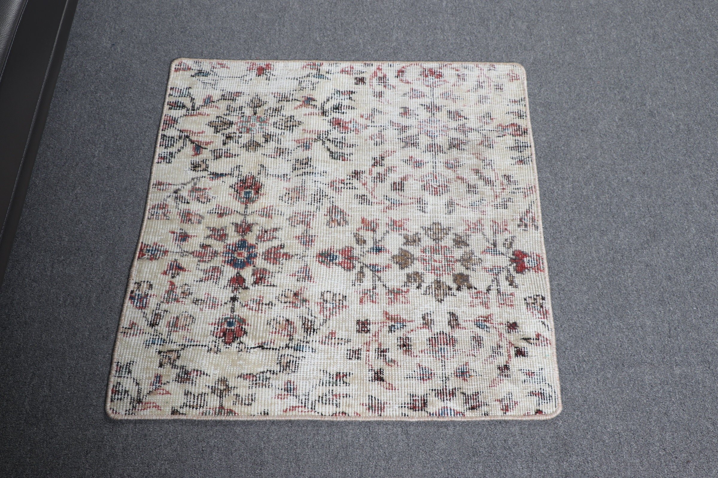 Oushak Rug, Car Mat Rug, Vintage Rugs, Rugs for Nursery, Beige Antique Rugs, 2.4x2.5 ft Small Rug, Door Mat Rug, Floor Rug, Turkish Rugs