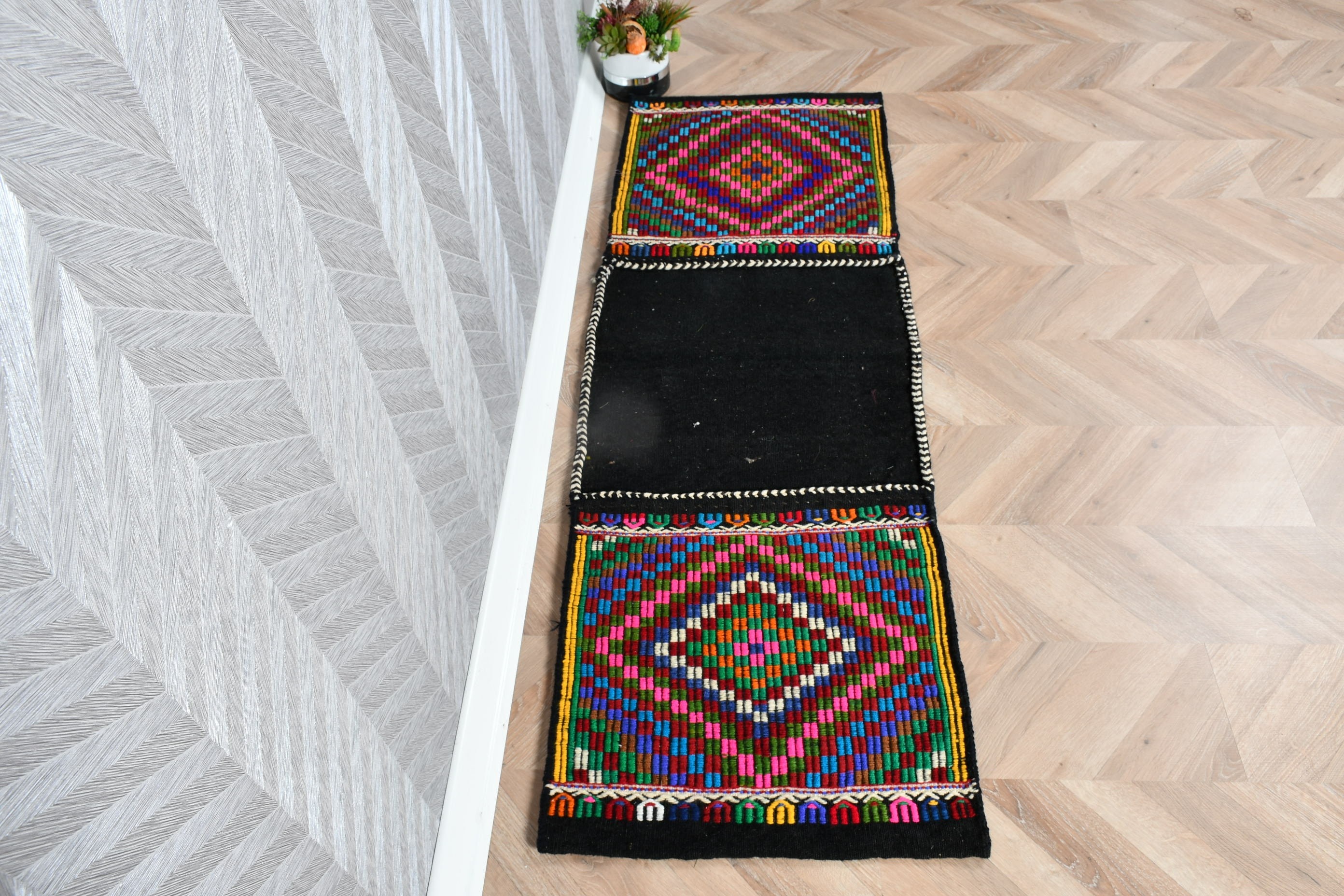 1.8x5.4 ft Runner Halı, Yurt Halısı, Koridor Halısı, Ev Dekorasyonu Halıları, Türk Halıları, Siyah Yatak Odası Halısı, Antika Halı, Vintage Halılar, Runner Halıları