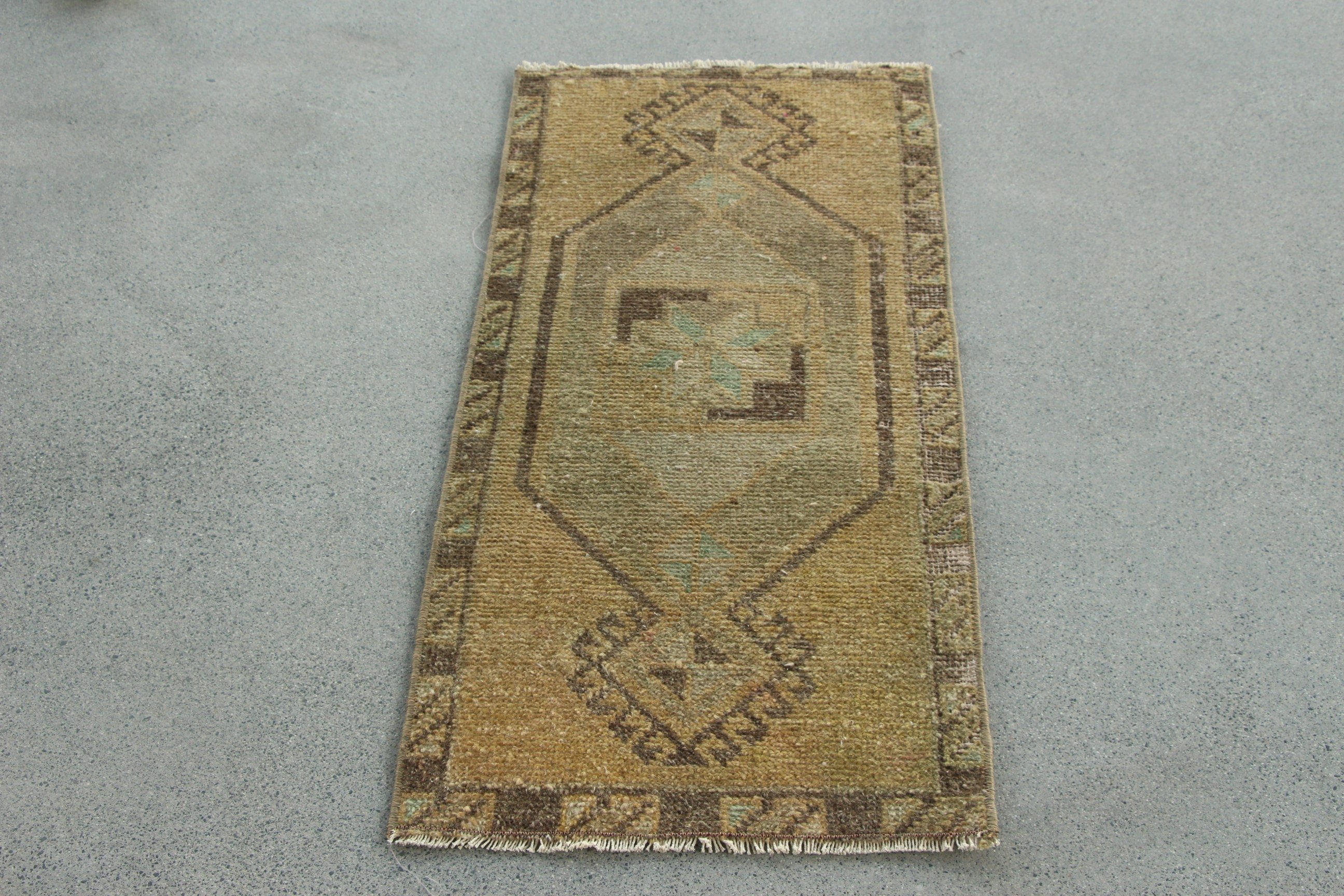 Vintage Halı, Duvara Asılı Halı, Havalı Halılar, Türk Halıları, Boho Halıları, Kapı Paspası Halısı, 1.5x3.1 ft Küçük Halılar, Kahverengi Geometrik Halı, Egzotik Halı