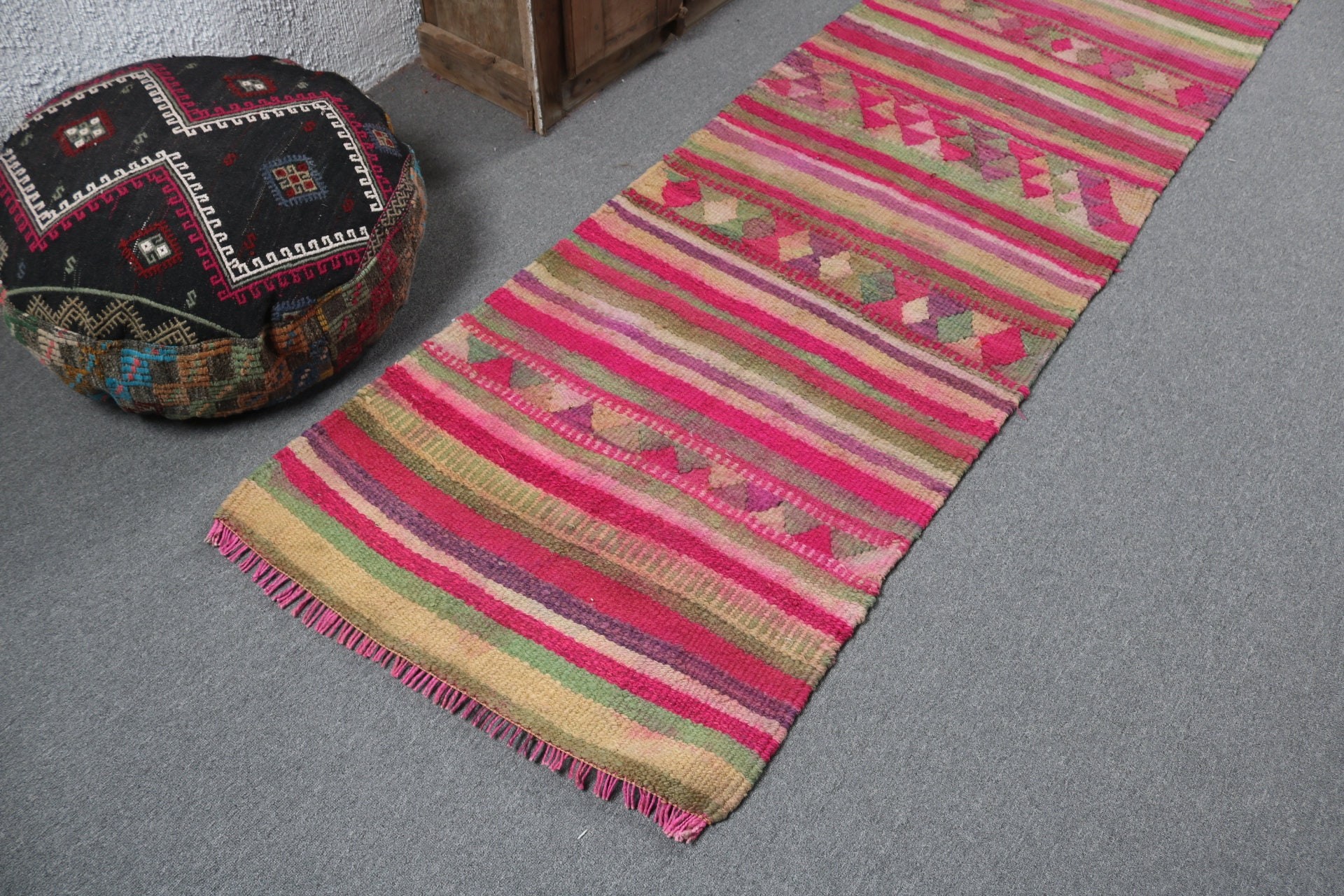 2.7x9.4 ft Runner Halı, Oushak Halıları, Uzun Yolluk Halısı, Vintage Runner Halıları, Modern Halılar, Vintage Halılar, Türk Halıları, Pembe Düz Dokuma Halı