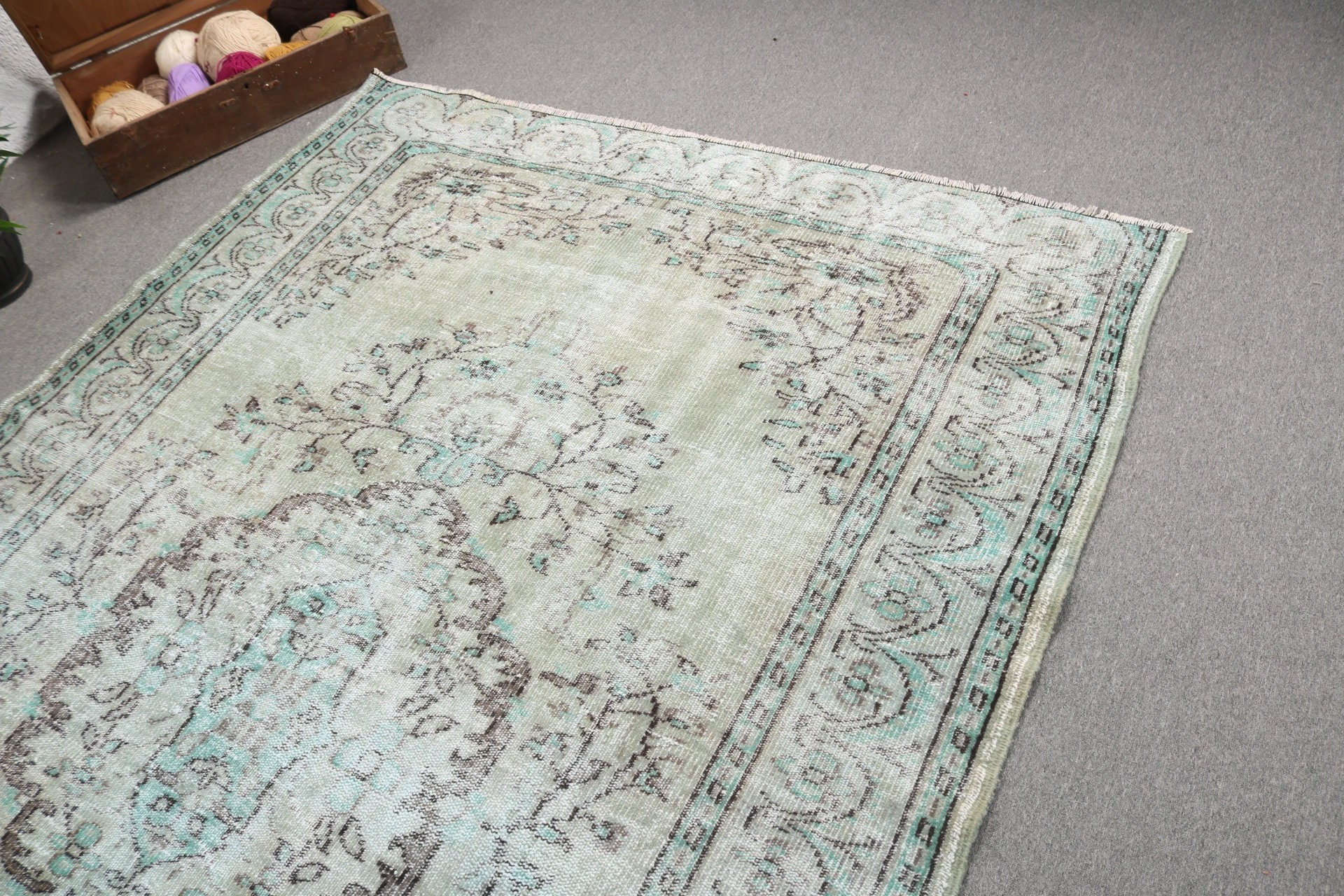 Dining Room Rug, Turkish Rug, Green Oushak Rugs, Vintage Rug, Floor Rug, 6.1x9.1 ft Large Rug, Bedroom Rugs, Living Room Rugs, Luxury Rugs