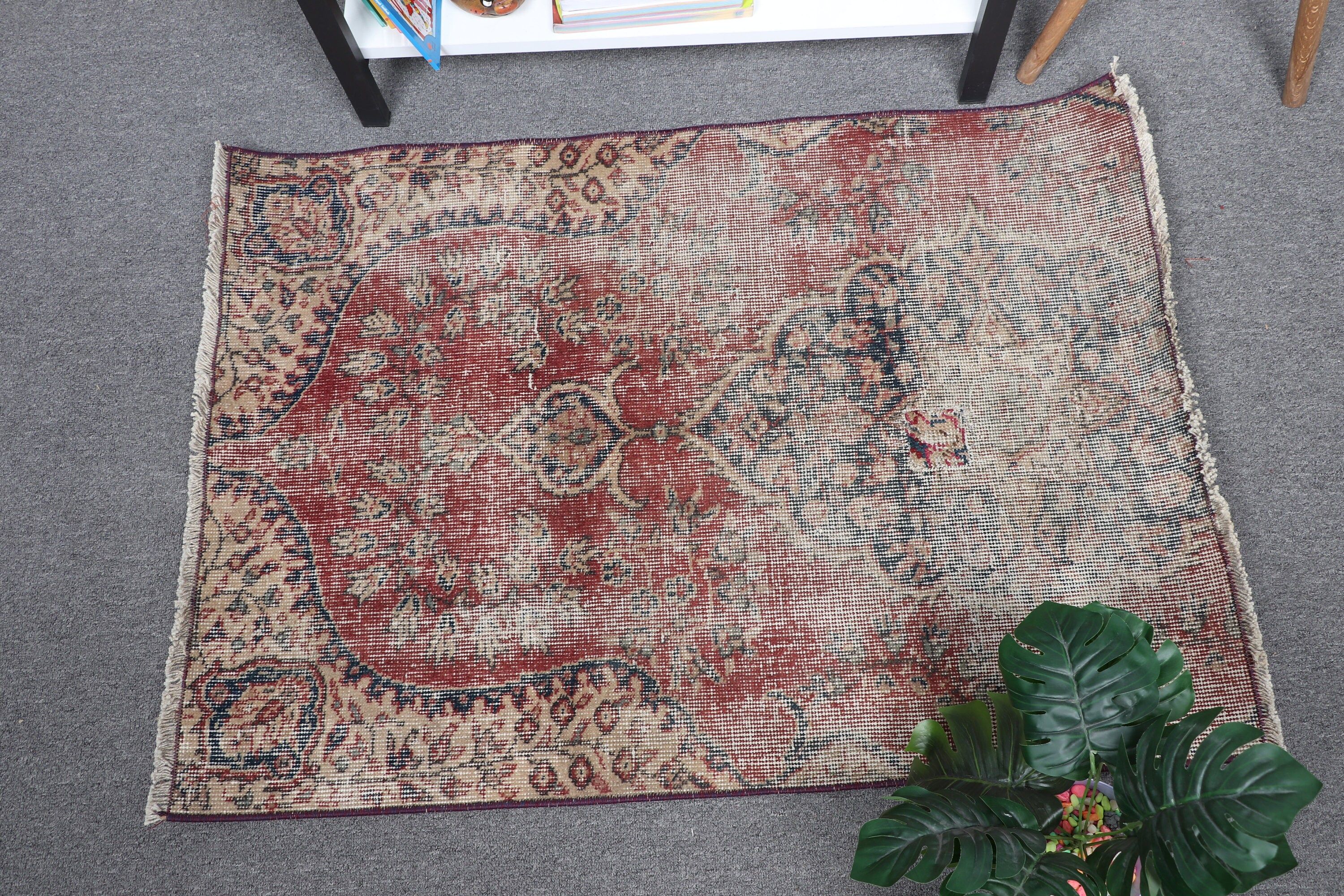 Antique Rug, Car Mat Rugs, Vintage Rug, Turkish Rugs, Anatolian Rug, 2.4x3.4 ft Small Rug, Bedroom Rugs, Red Anatolian Rug, Eclectic Rugs