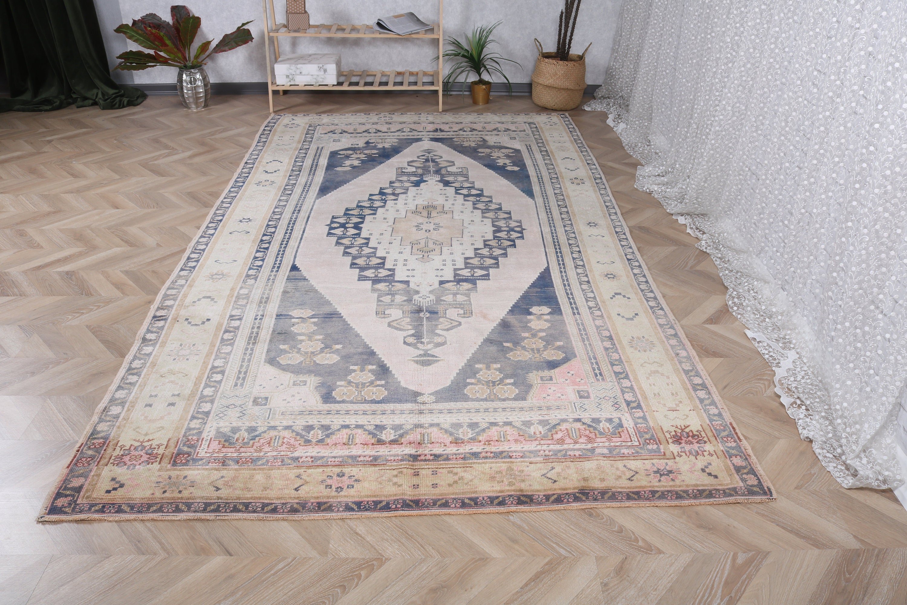 Cool Rugs, Statement Rug, Turkish Rug, Floor Rug, Vintage Rugs, Large Oushak Rug, 5.7x10.3 ft Large Rug, White Oushak Rugs, Large Boho Rugs