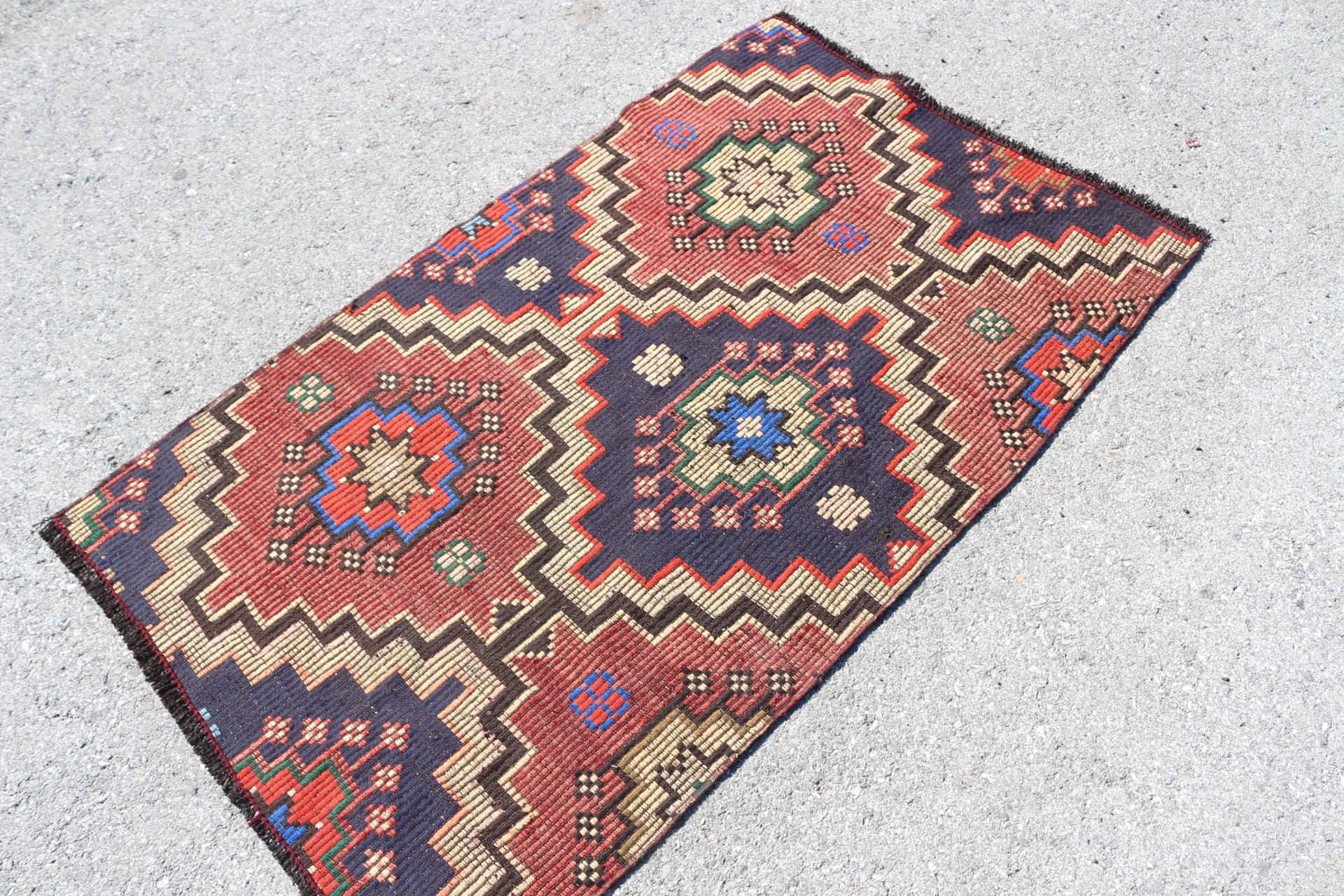 Anadolu Halısı, Kilim, Organik Halılar, Kırmızı 3x4.9 ft Küçük Halı, Yer Halısı, Vintage Halılar, Çocuk Halısı, Türk Halıları, Yatak Odası Halısı