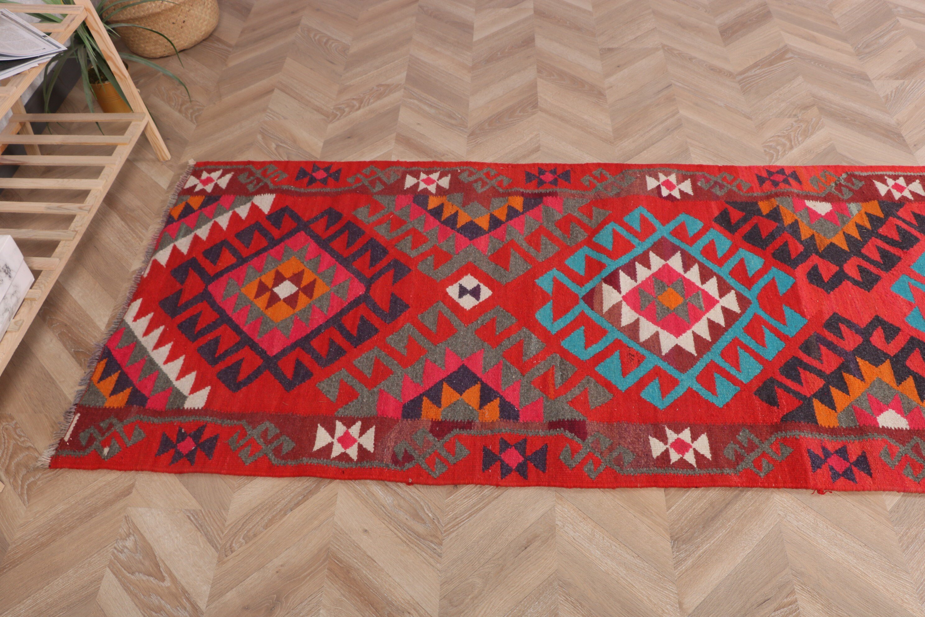 Antika Halılar, Ofis Halısı, Yün Halı, Kırmızı Mutfak Halıları, Beni Ourain Yolluk Halıları, Merdiven Halıları, Vintage Halılar, 3x10.1 ft Yolluk Halısı, Türk Halıları