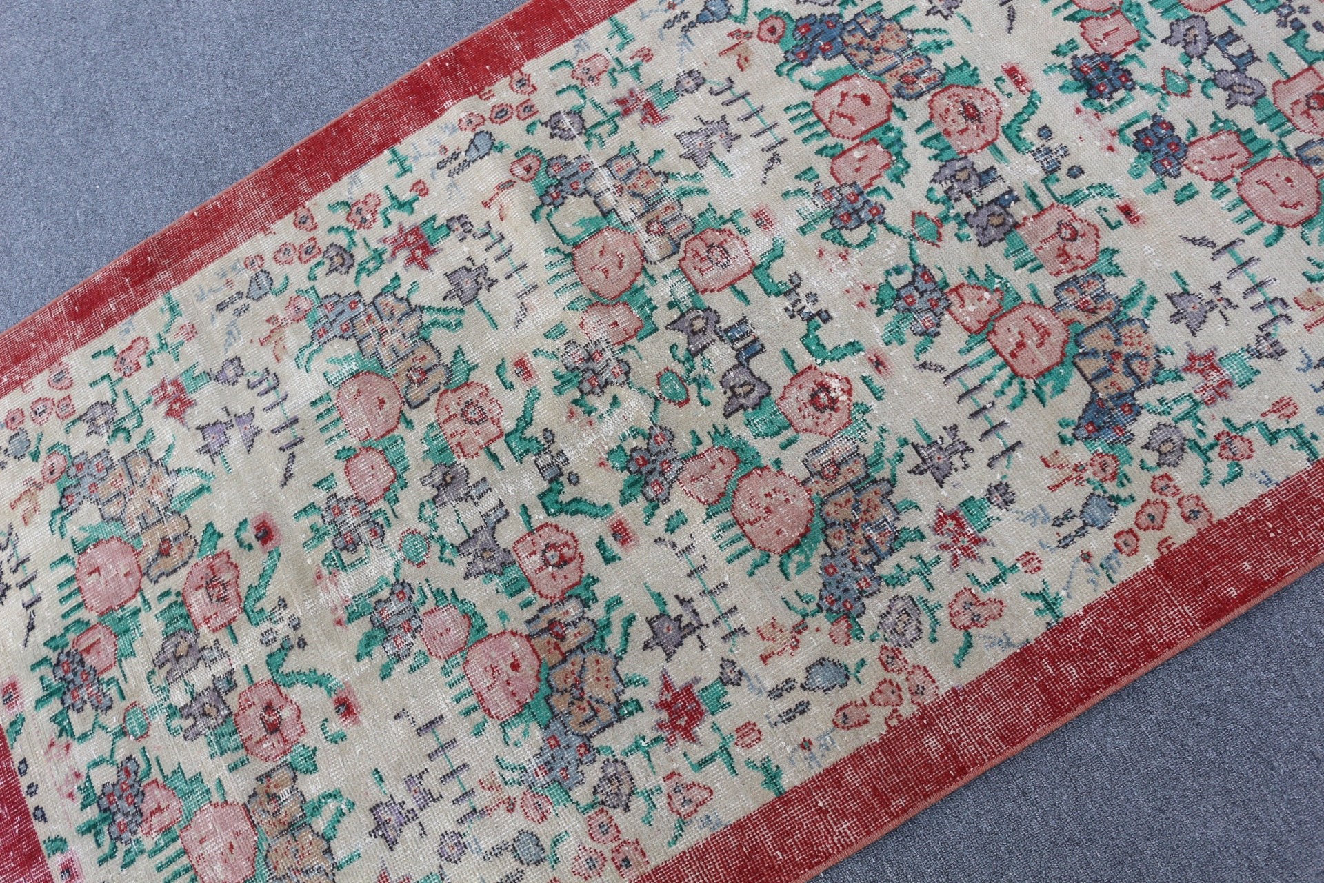 Eski Halılar, Havalı Halı, Vintage Halı, 3,5x5,9 ft Vurgulu Halı, Mutfak Halıları, Yün Halı, Türk Halısı, Mutfak Halısı, Bej Fas Halısı, Giriş Halısı