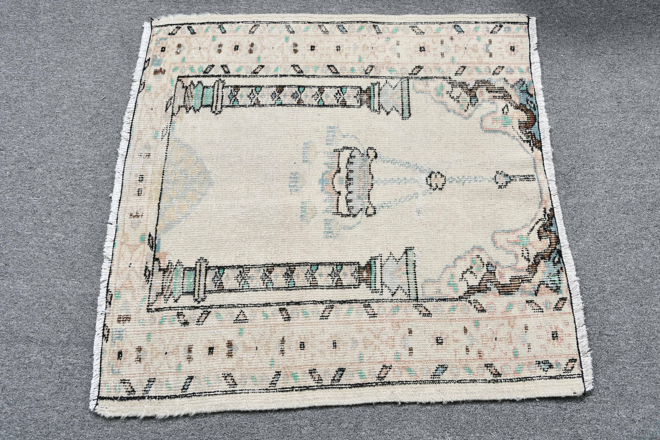 Beige Moroccan Rug, Entry Rugs, Vintage Rugs, Car Mat Rug, Decorative Rugs, Kitchen Rug, Turkish Rug, Antique Rug, 2.9x2.8 ft Small Rugs