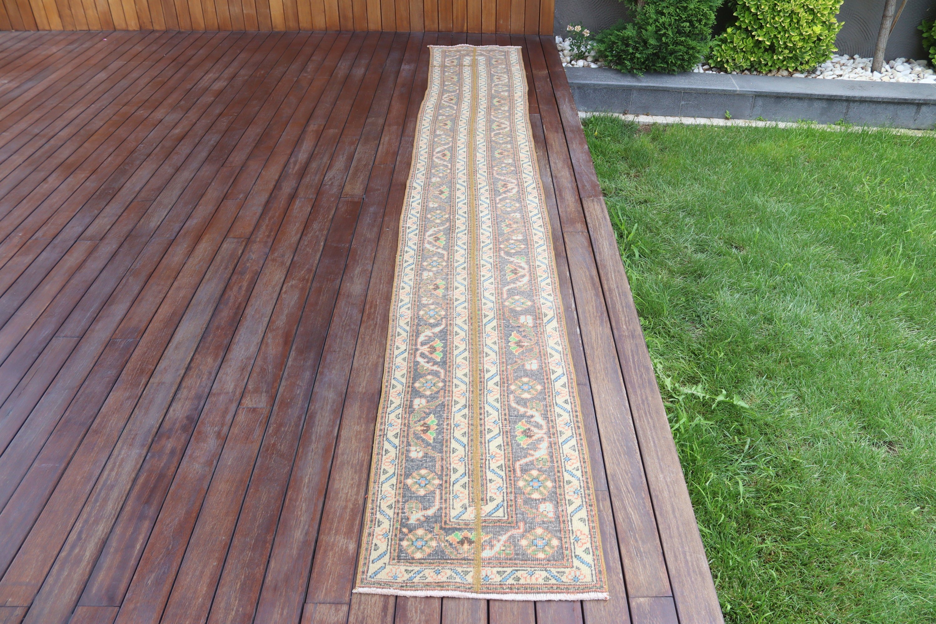 Koridor Halıları, Mutfak Halısı, 1.6x12.6 ft Yolluk Halısı, Türk Halıları, Havalı Halı, Vintage Halı, Siyah Yer Halısı, Merdiven Halıları, Lüks Halılar