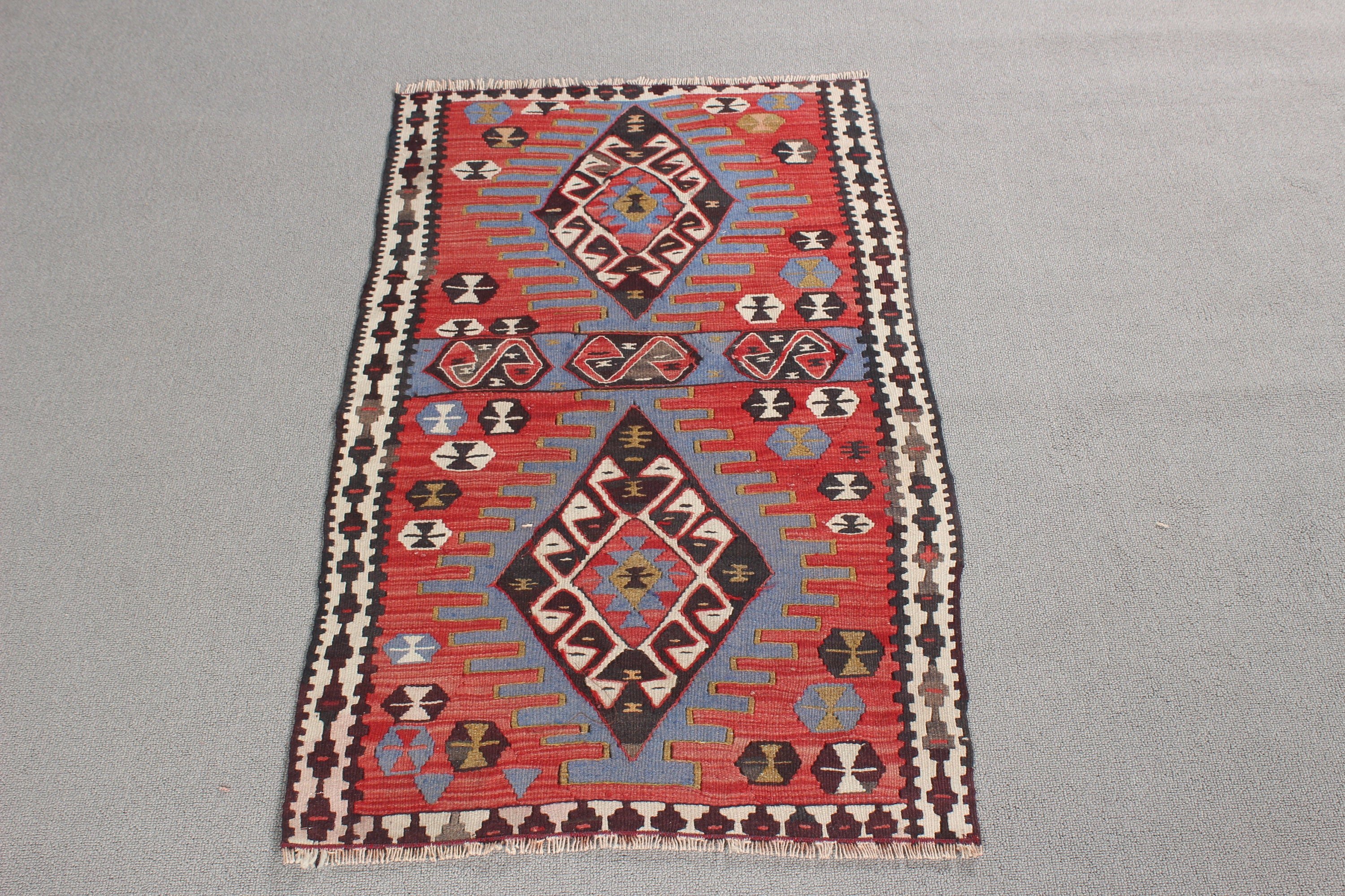 Geometrik Halı, Küçük Vintage Halılar, Kilim, Türk Halıları, Banyo Halıları, 1.9x3.4 ft Küçük Halılar, Vintage Halılar, Havalı Halı, Kırmızı Anadolu Halıları