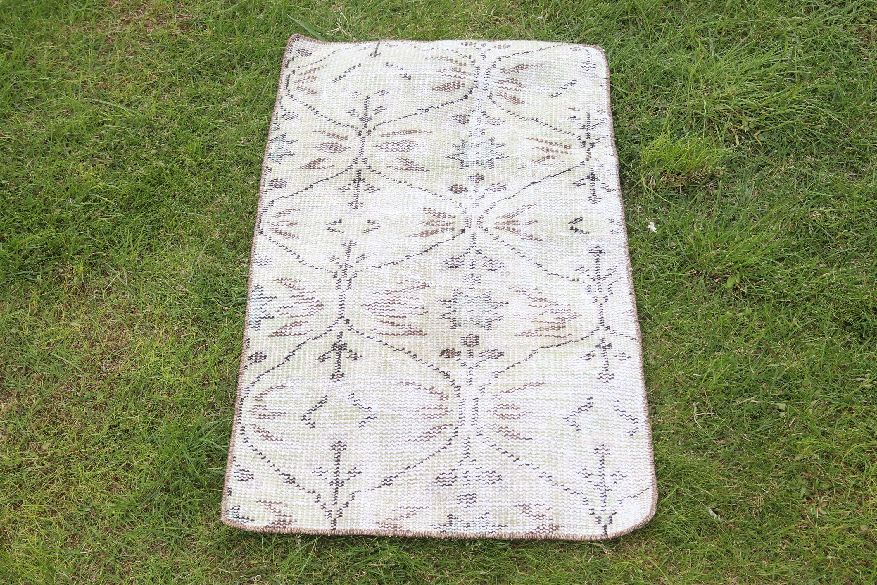 Bej Yatak Odası Halıları, El Dokuma Halılar, Küçük Boho Halılar, Türk Halıları, Küçük Vintage Halı, 1.6x2.7 ft Küçük Halı, Vintage Halılar, Oushak Halı