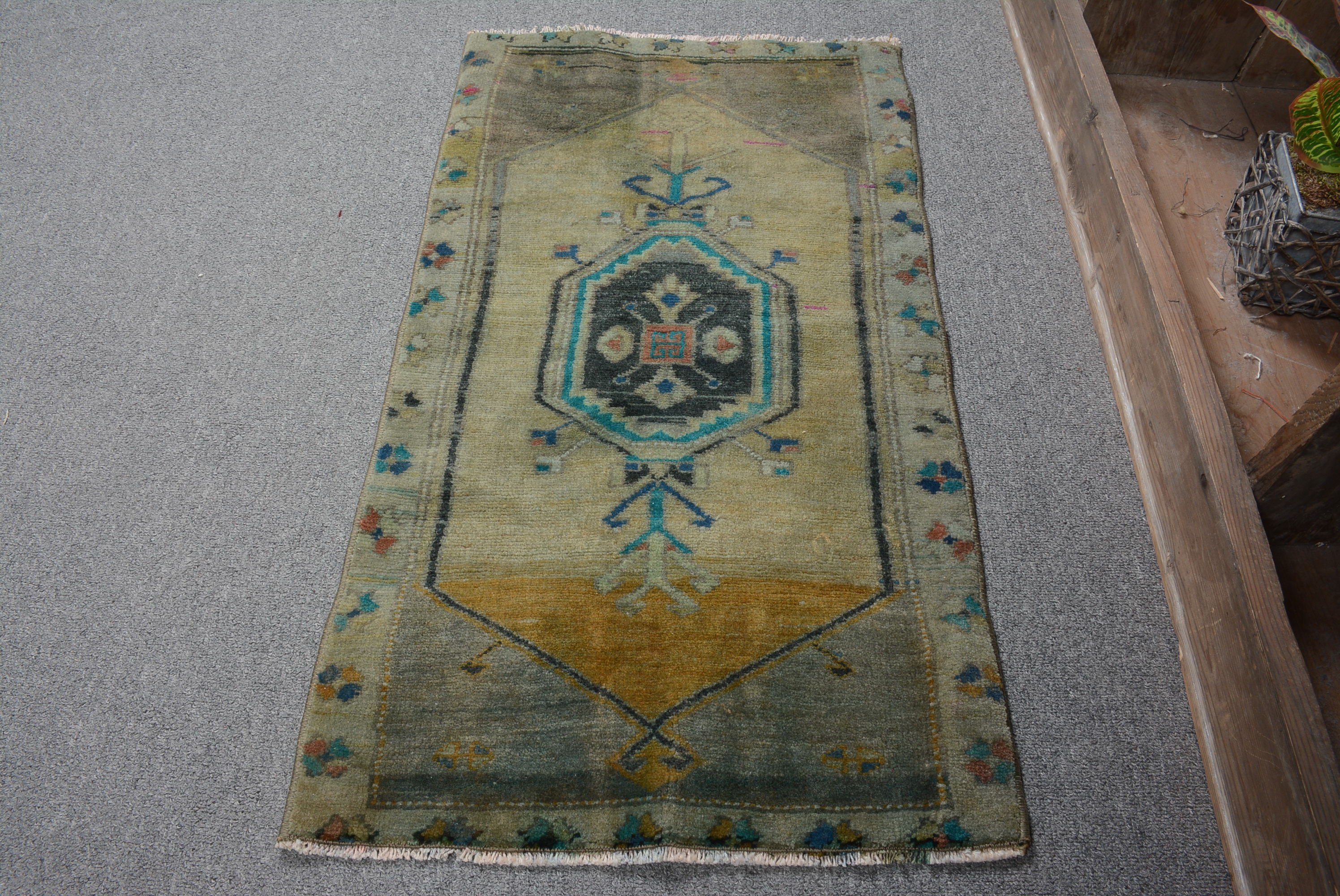 Mutfak Halısı, Yeşil 1.5x2.7 ft Küçük Halılar, Antika Halılar, Türk Halısı, Anadolu Halısı, Boho Halısı, Vintage Halı, Duvara Asılı Halılar