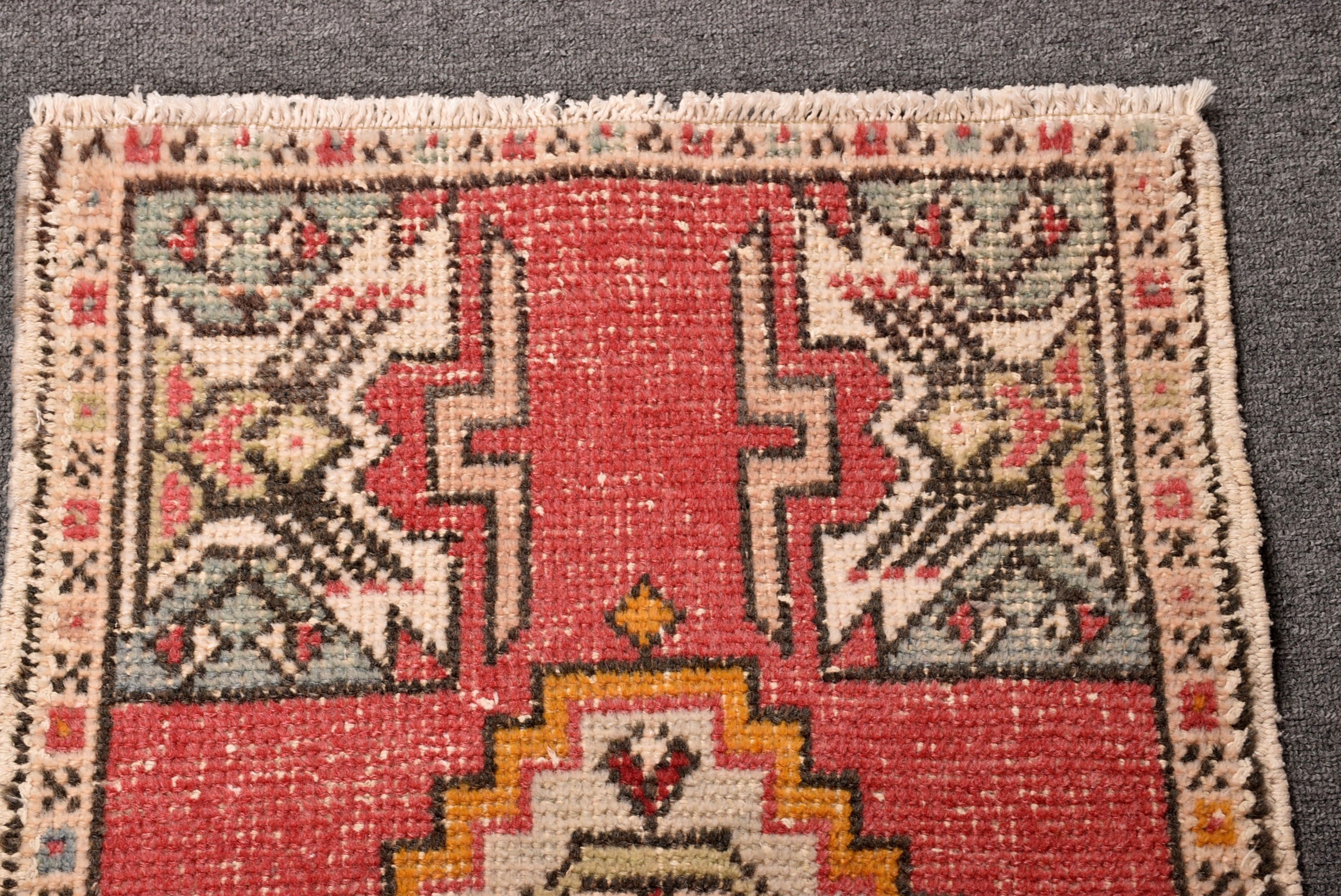 1.6x2.9 ft Küçük Halı, Pembe Anadolu Halısı, Küçük Vintage Halılar, Küçük Alan Halısı, Vintage Halılar, Geometrik Halılar, Türk Halıları, Açıklama Halısı