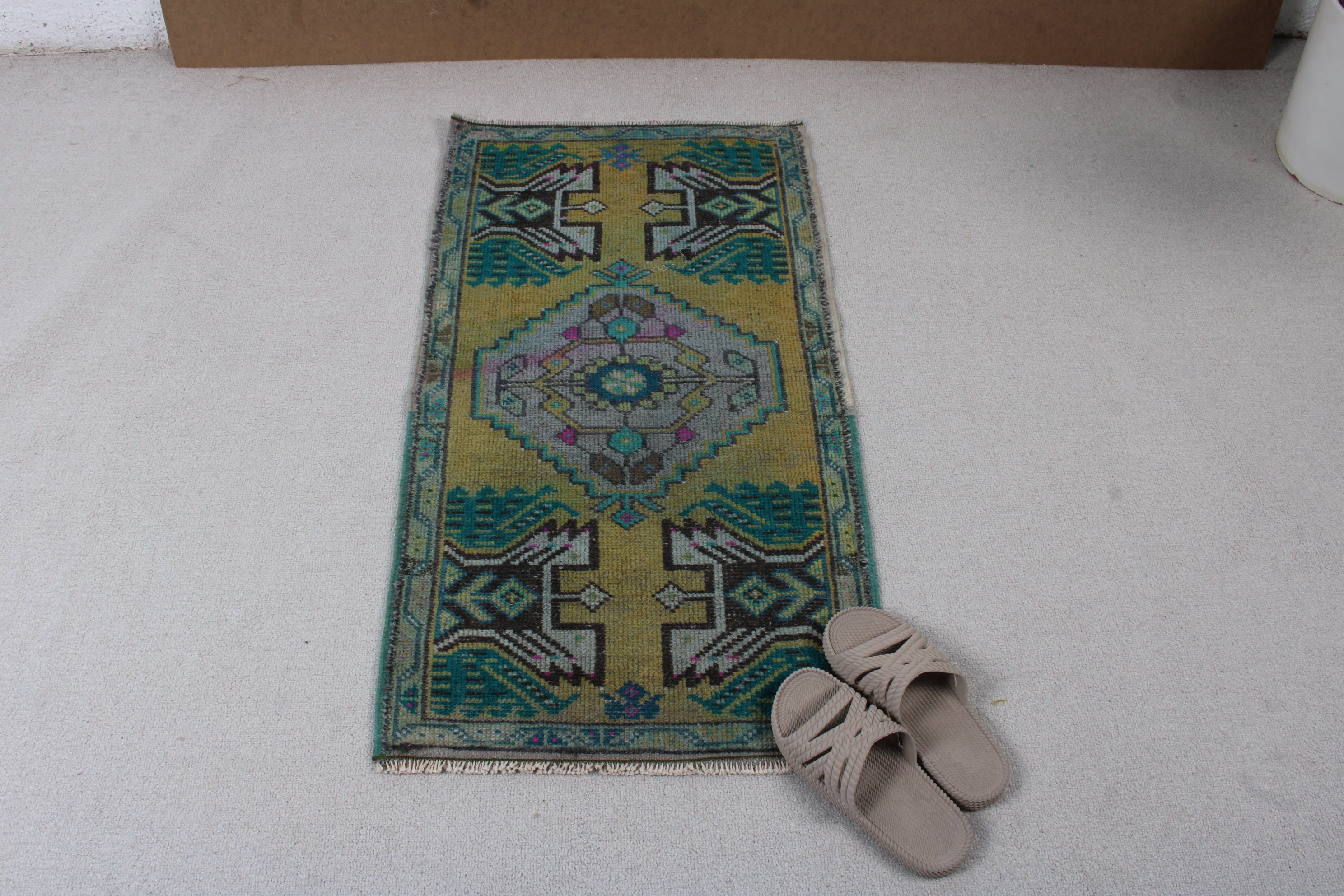 Modern Rugs, Turkish Rugs, 1.7x3.2 ft Small Rug, Small Vintage Rugs, Green Statement Rug, Bedroom Rugs, Vintage Rugs, Flatweave Rugs