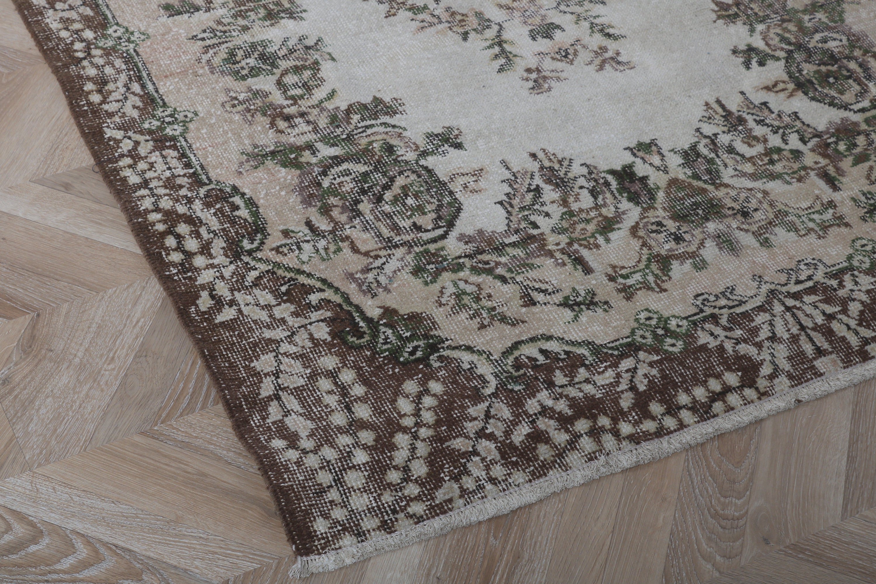 Vintage Rugs, Turkish Rugs, Brown Bedroom Rugs, Oushak Area Rug, Boho Area Rug, Neutral Rug, Floor Rugs, Anatolian Rug, 3.9x6.8 ft Area Rug