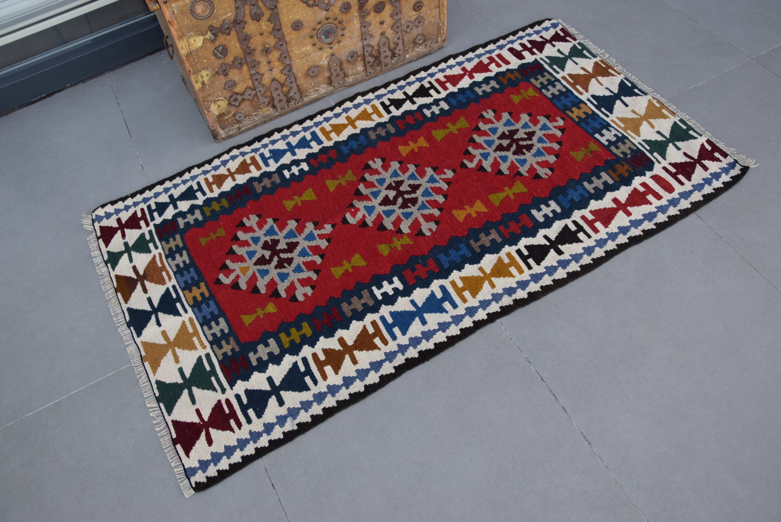 Türk Halısı, Çocuk Halısı, Kilim, 2.9x5.2 ft Accent Halı, Mutfak Halısı, Yer Halısı, Organik Halılar, Vintage Halı, Kırmızı Yatak Odası Halısı