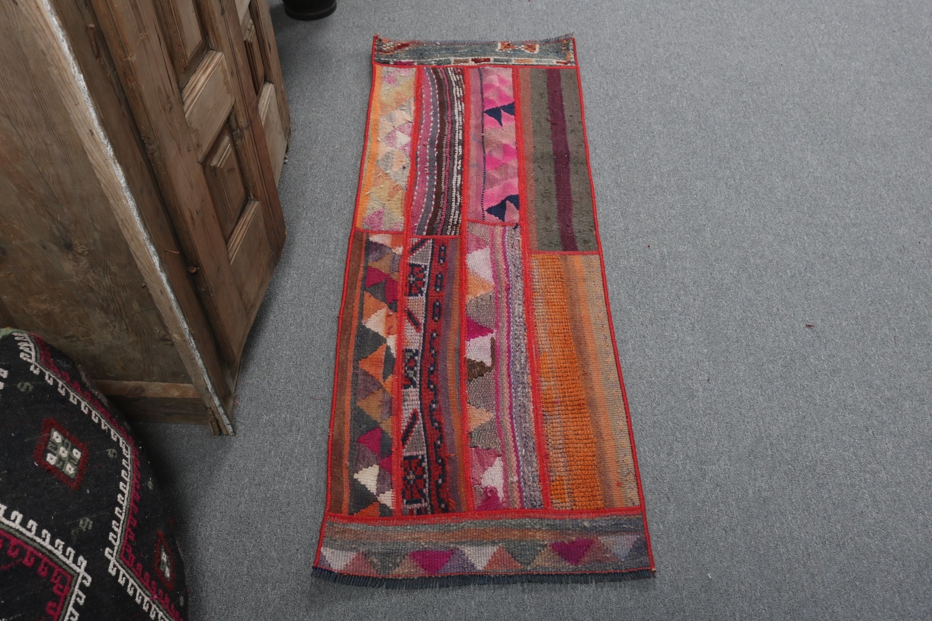 Vintage Halı, 1.8x5 ft Küçük Halılar, Lüks Halı, Türk Halıları, Pembe Yatak Odası Halısı, Oushak Halıları, Küçük Boho Halısı, Yatak Odası Halıları, Banyo Halıları