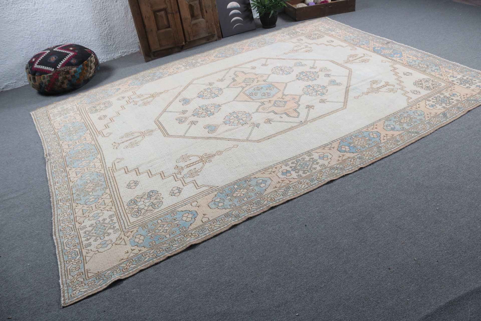 Beige Flatweave Rugs, Vintage Rug, Turkish Rug, 7.5x10.2 ft Oversize Rug, Neutral Rug, Living Room Rug, Dining Room Rug