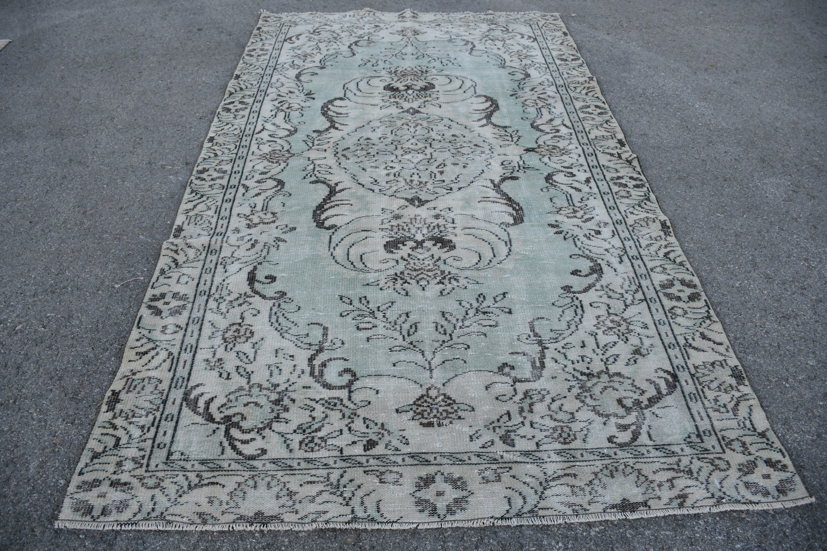 Moroccan Rug, Turkish Rug, Living Room Rugs, Green  5.6x9.8 ft Large Rug, Dining Room Rug, Vintage Rug, Old Rug
