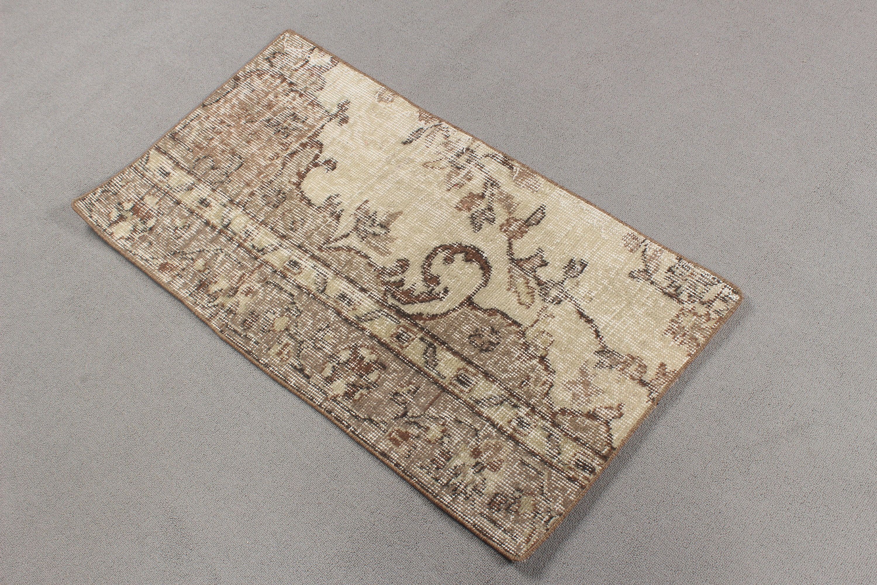 Bathroom Rug, Modern Rug, 1.7x3.2 ft Small Rug, Wall Hanging Rug, Vintage Rug, Turkish Rug, Neutral Rugs, Beige Oriental Rug