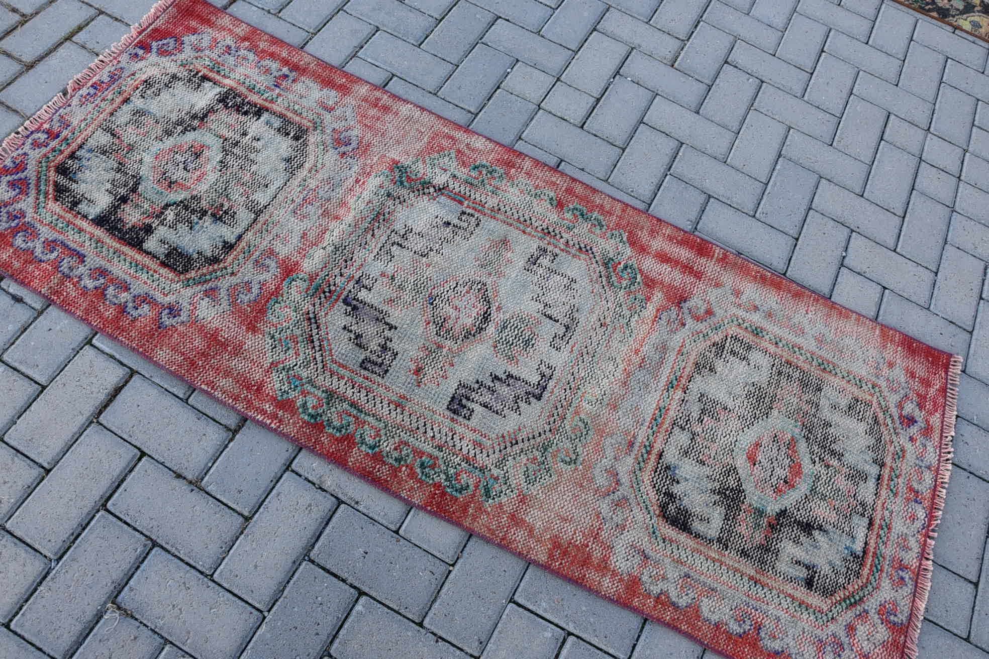 2.4x6 ft Runner Halı, Vintage Halı, Mutfak Halısı, Koridor Halısı, Türk Halısı, Retro Halı, Kabile Türk Halısı Halıları, Koridor Halıları, Oushak Halısı