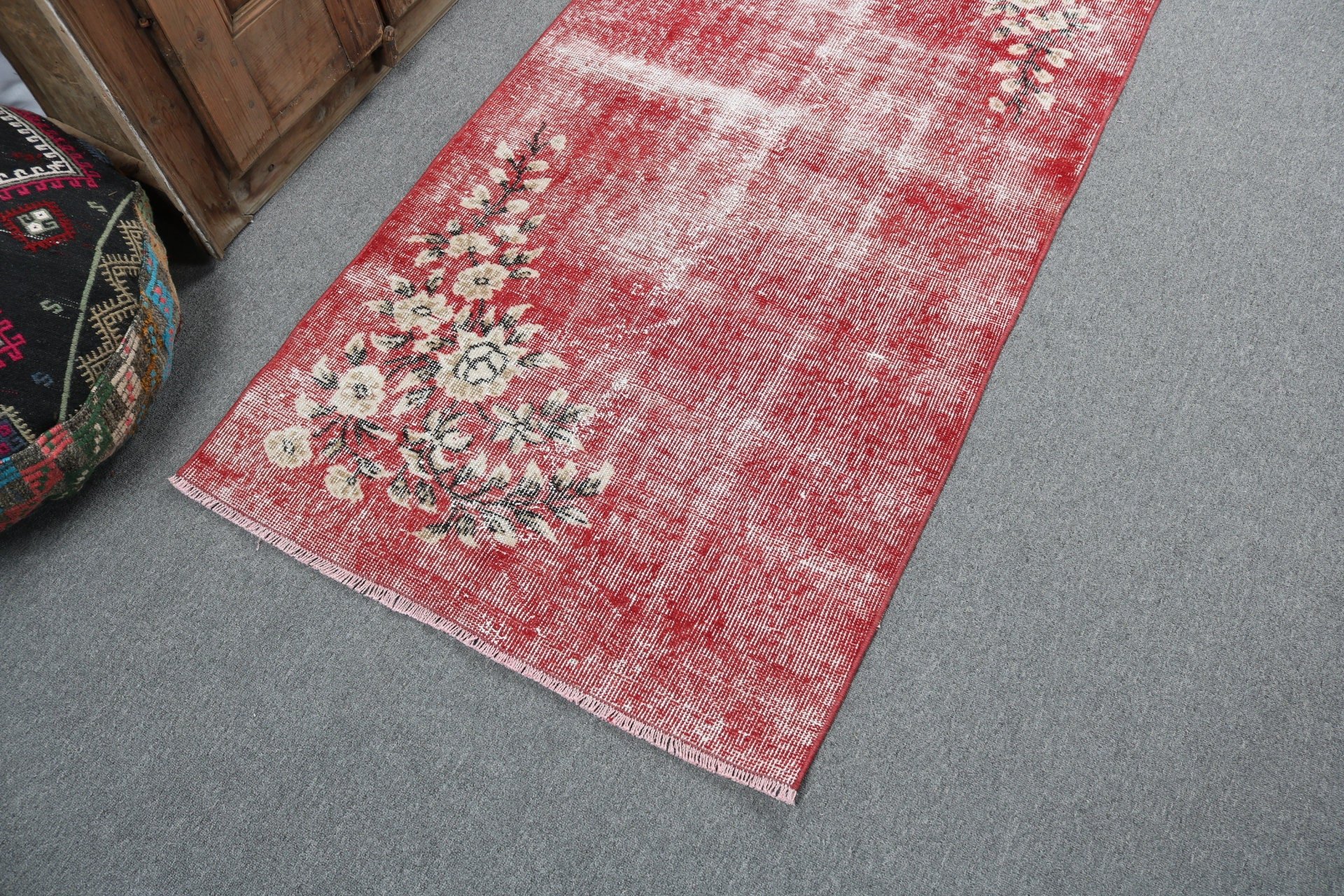 Red  2.9x5.9 ft Accent Rugs, Bedroom Rug, Home Decor Rug, Decorative Rugs, Turkish Rugs, Vintage Rug, Rugs for Decorative