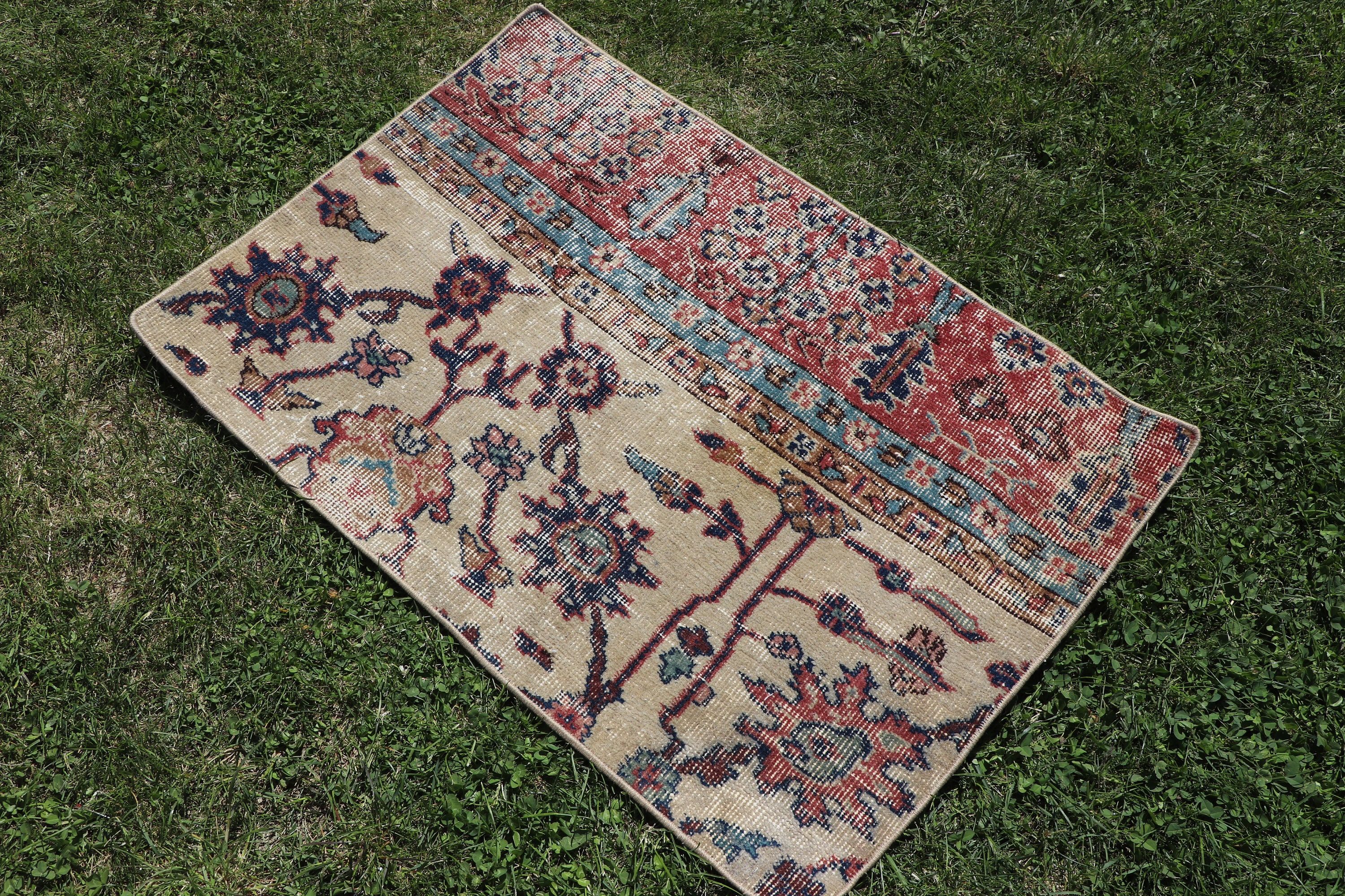 Bej Bildirim Halısı, Ev Dekor Halıları, 2x3 ft Küçük Halılar, Vintage Halılar, Türk Halısı, El Dokuma Halı, Yatak Odası Halıları, Kapı Paspas Halıları, Lüks Halılar