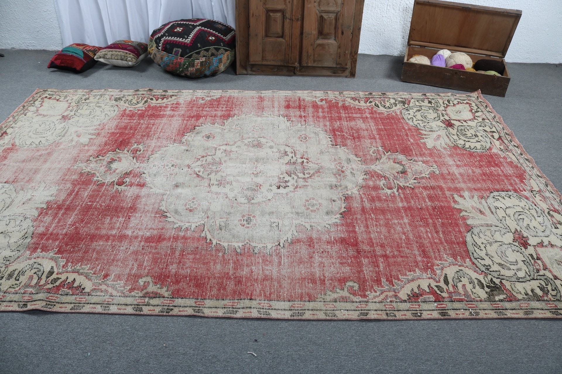 Oriental Rug, Home Decor Rugs, Turkish Rug, Large Vintage Rugs, Vintage Rugs, Large Oushak Rugs, Red Statement Rug, 6.2x10.1 ft Large Rugs