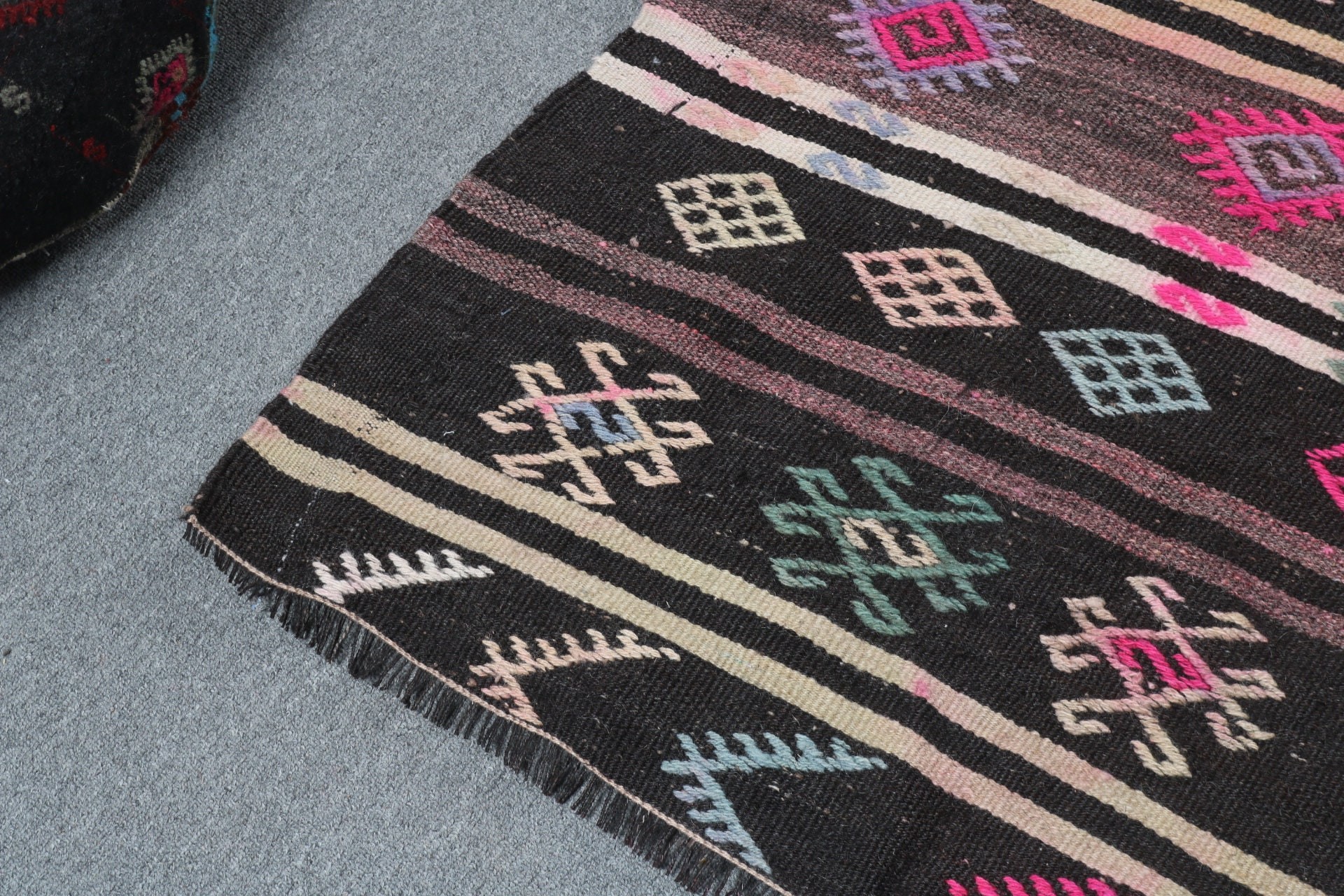 6.9x12.3 ft Oversize Rugs, Vintage Rug, Kilim, Turkish Rug, Neutral Rugs, Home Decor Rugs, Black Bedroom Rug, Dining Room Rugs, Salon Rugs