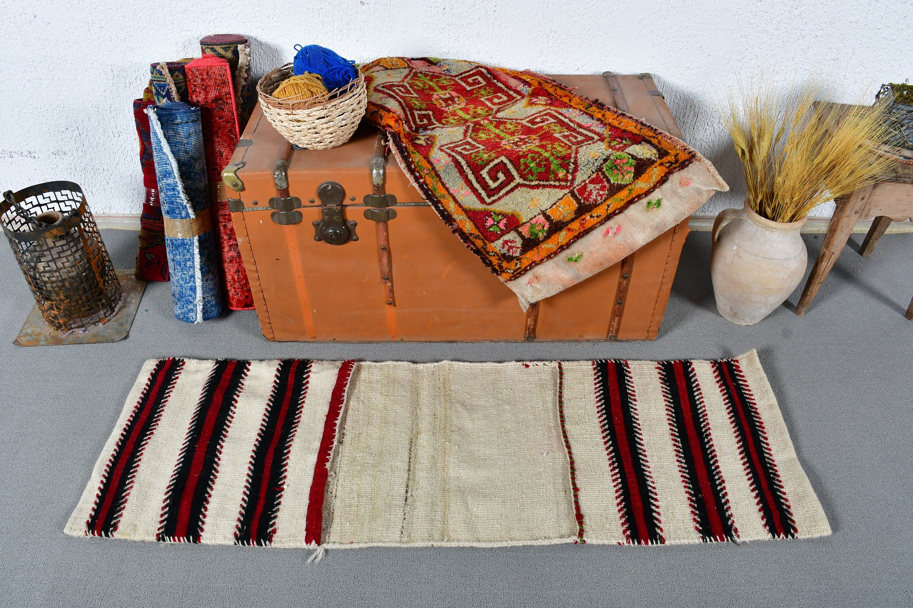 1.6x4.9 ft Small Rug, Beige Moroccan Rug, Bath Rug, Bedroom Rugs, Car Mat Rugs, Boho Rugs, Turkish Rug, Vintage Rug, Oriental Rug, Kilim