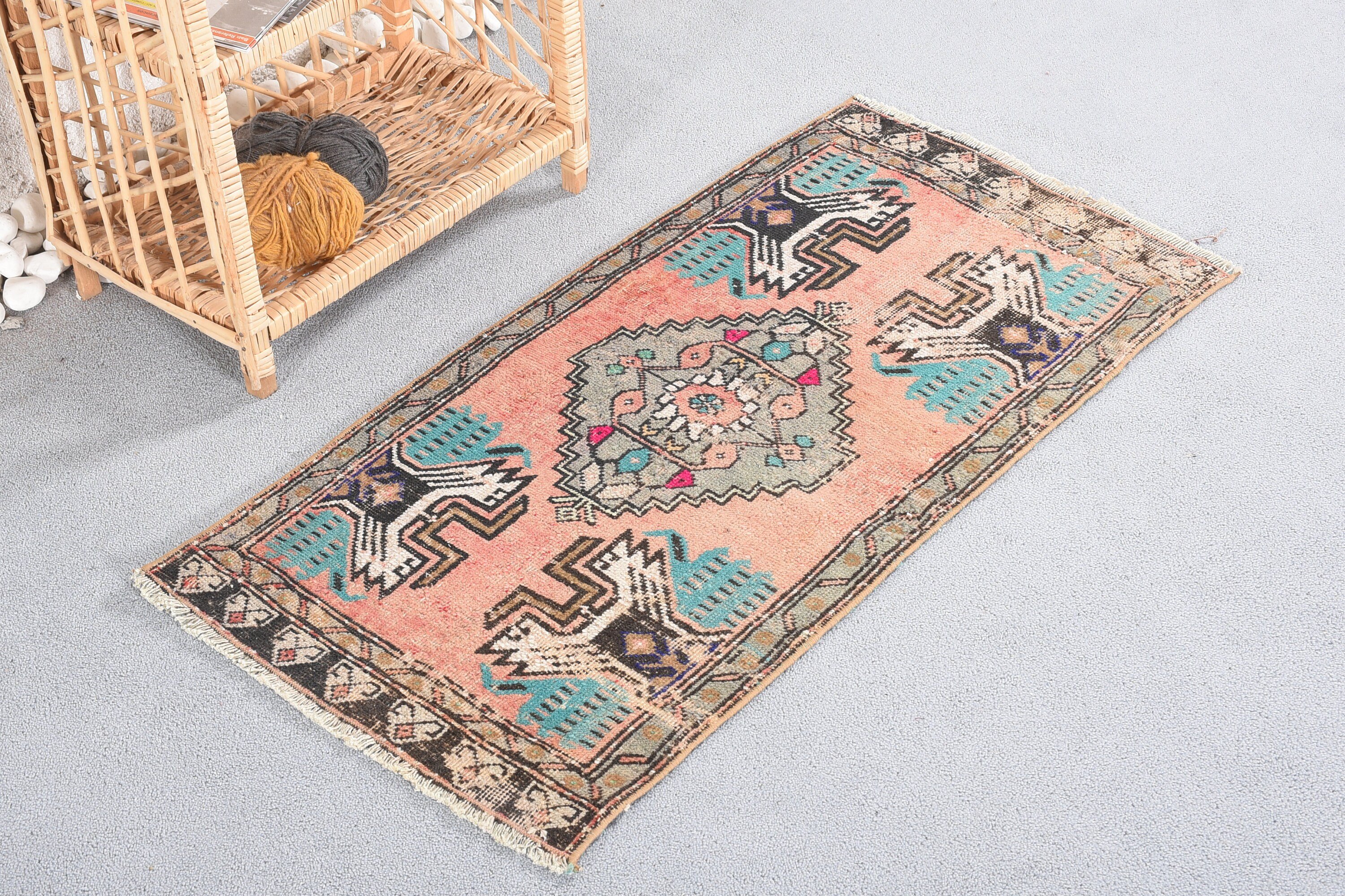 Bedroom Rug, Pink Anatolian Rug, Vintage Rug, Bathroom Rug, Rugs for Bath, Bath Rug, Wool Rugs, Pale Rug, 1.8x3.5 ft Small Rug, Turkish Rug