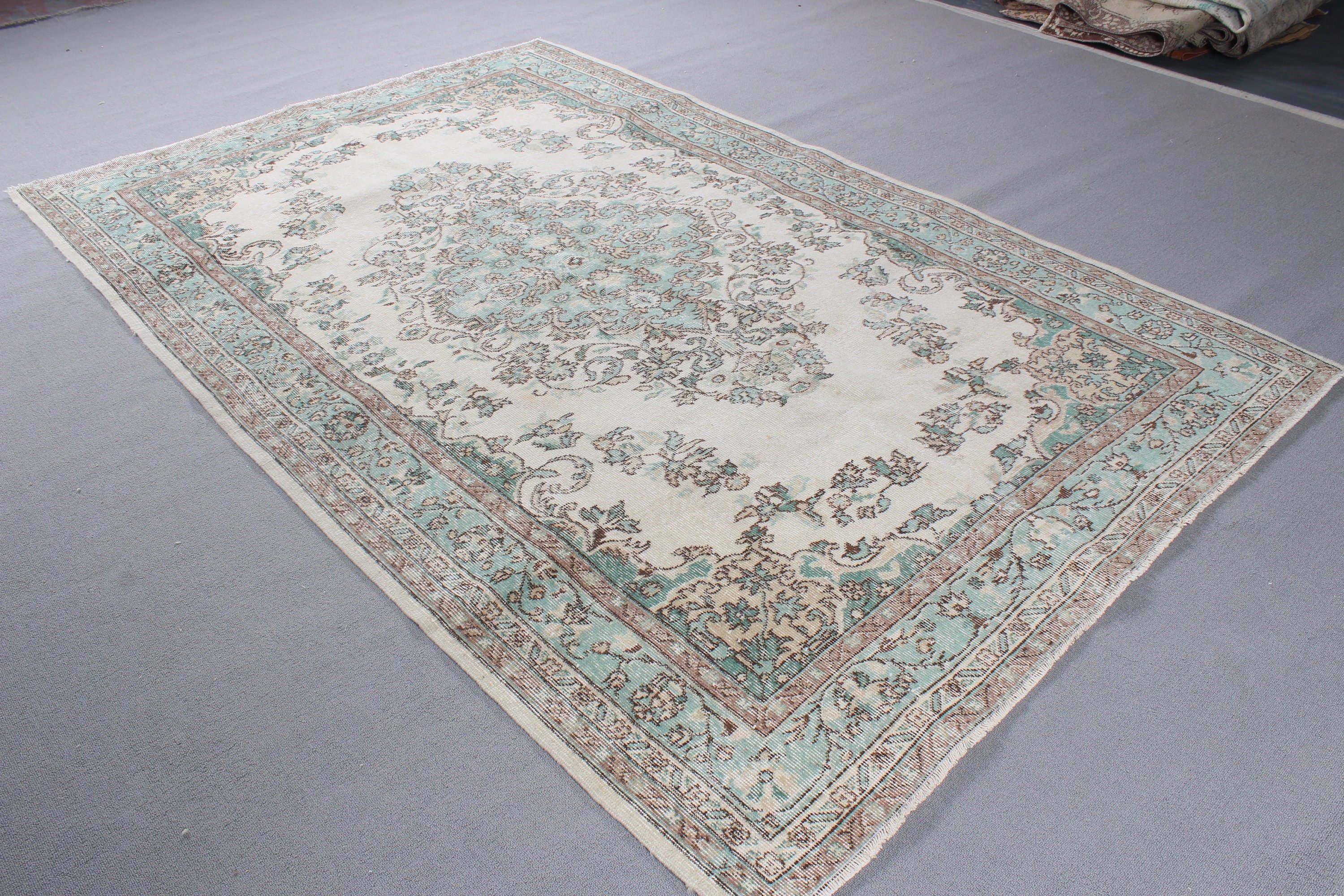 Vintage Halı, 5.7x9 ft Büyük Halı, Türk Halısı, Bej Lüks Halı, Yün Halıları, Salon Halıları, Modern Halı, Yemek Odası Halıları, Büyük Oushak Halıları