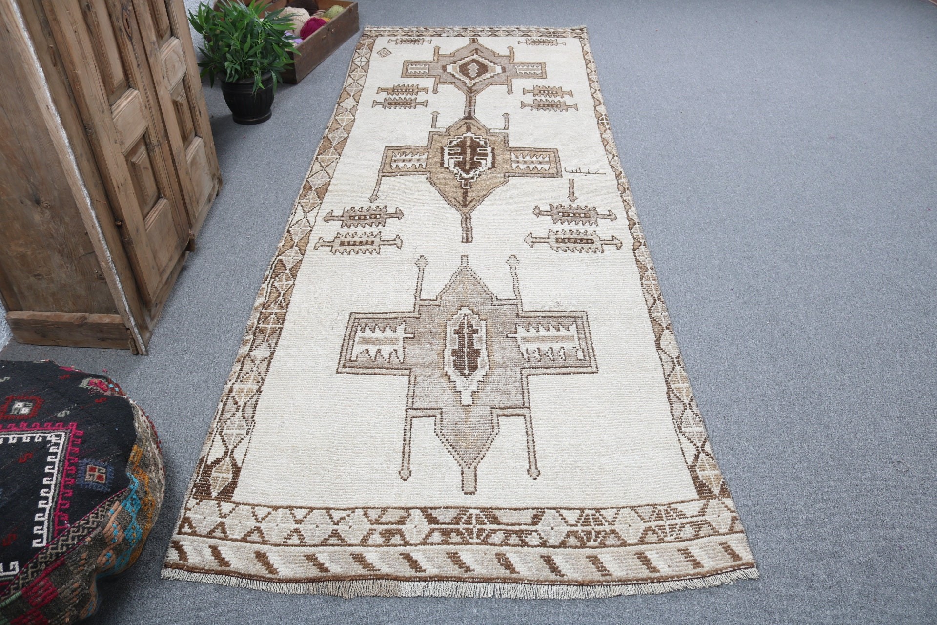 3.7x10.2 ft Runner Halı, Bej Nötr Halı, Vintage Runner Halıları, Vintage Halılar, Türk Halıları, Havalı Halılar, Anadolu Halıları, Mutfak Halıları