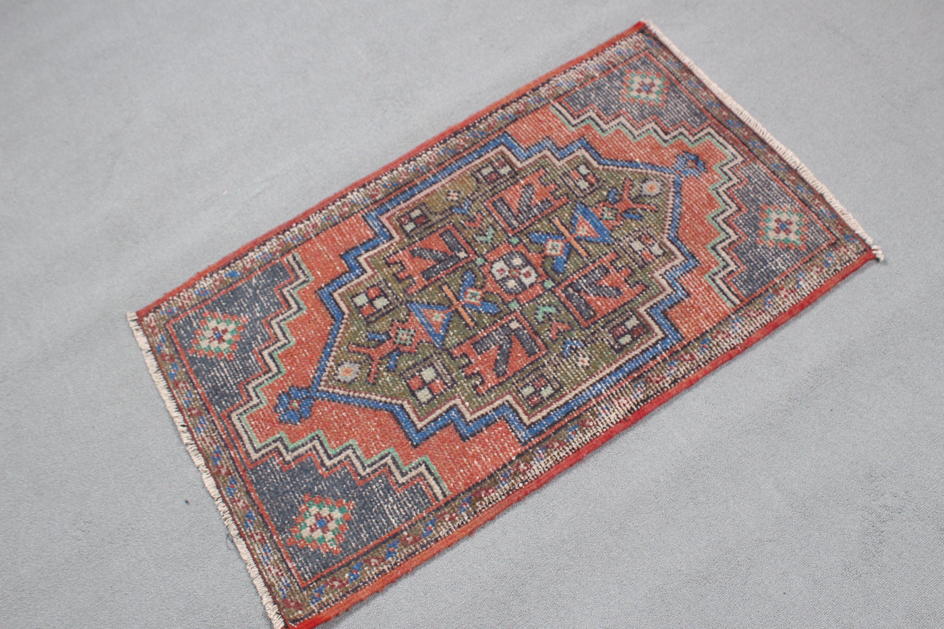 Harika Halılar, 1.9x3.2 ft Küçük Halılar, Yatak Odası Halıları, Türk Halıları, Kapı Paspası Halıları, Lüks Halı, Vintage Halı, Kırmızı Ev Dekor Halıları, Giriş Halıları