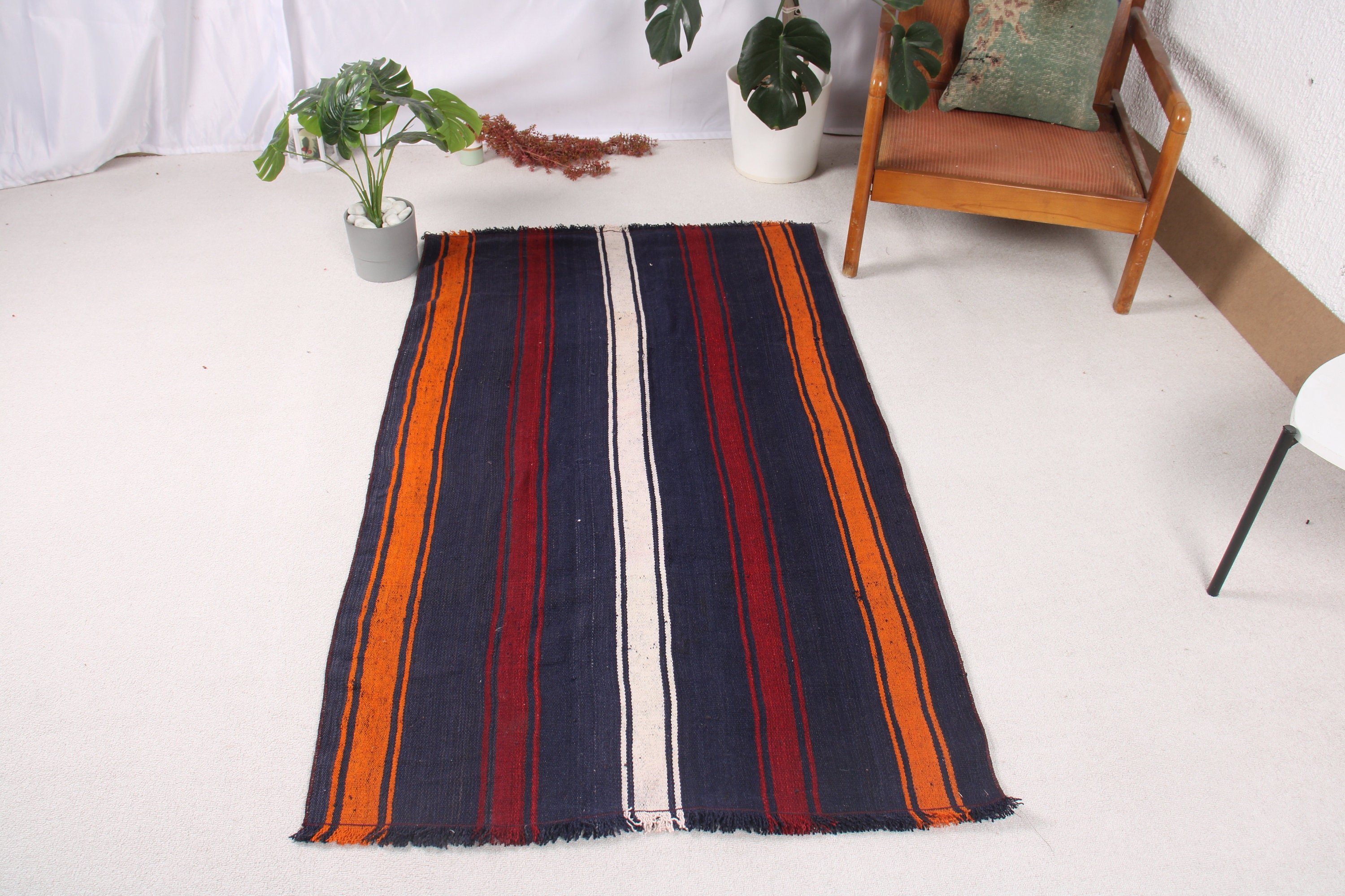 Havalı Halılar, Mutfak Halıları, Türk Halıları, Yün Halı, Mavi Yer Halısı, Vurgu Halıları, Kilim, Vintage Halılar, 3,2x5,4 ft Vurgu Halısı, Giriş Halıları