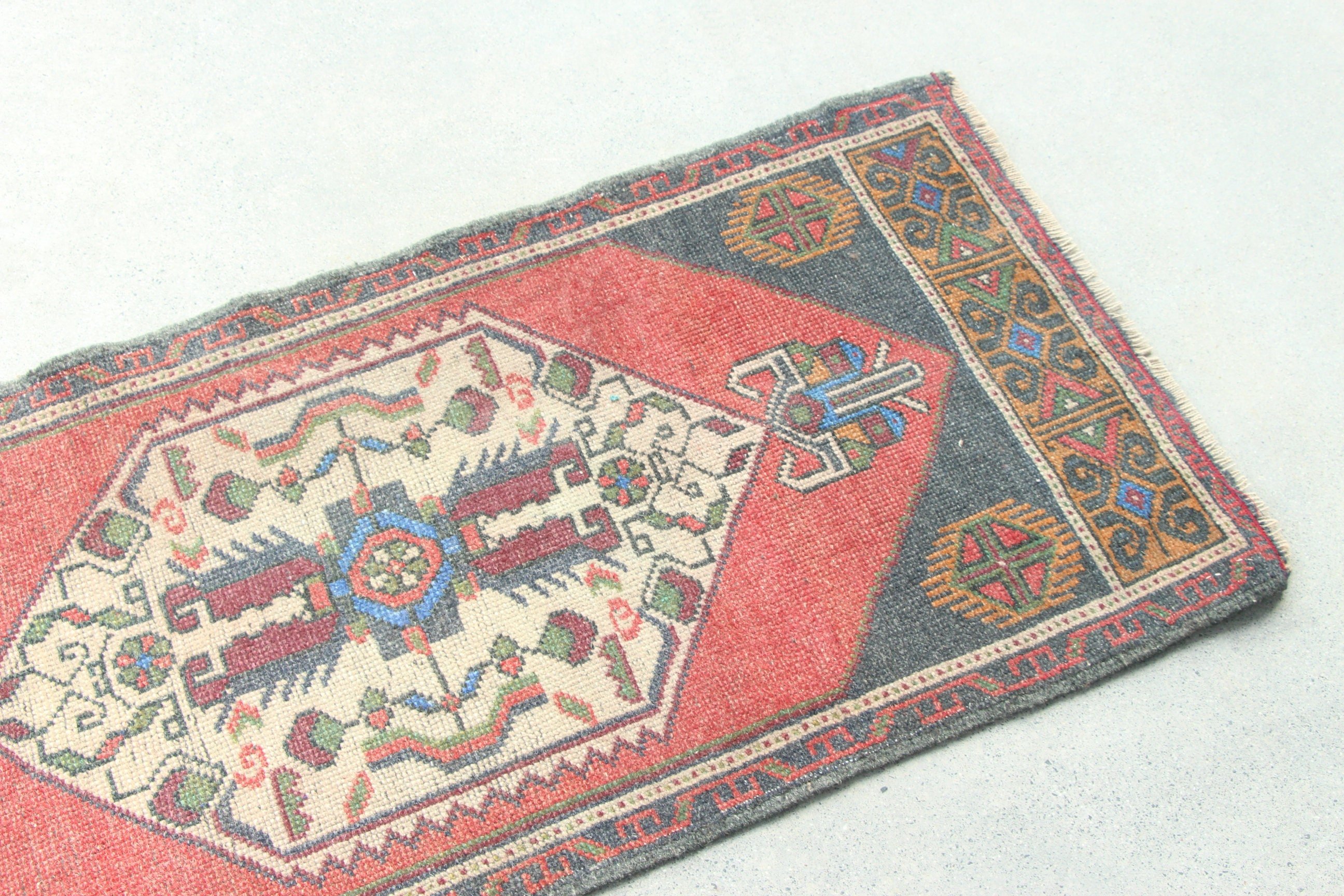 Oriental Rugs, Turkish Rug, Vintage Rugs, Bedroom Rugs, 1.9x4 ft Small Rugs, Red Bedroom Rugs, Small Boho Rug, Small Vintage Rugs