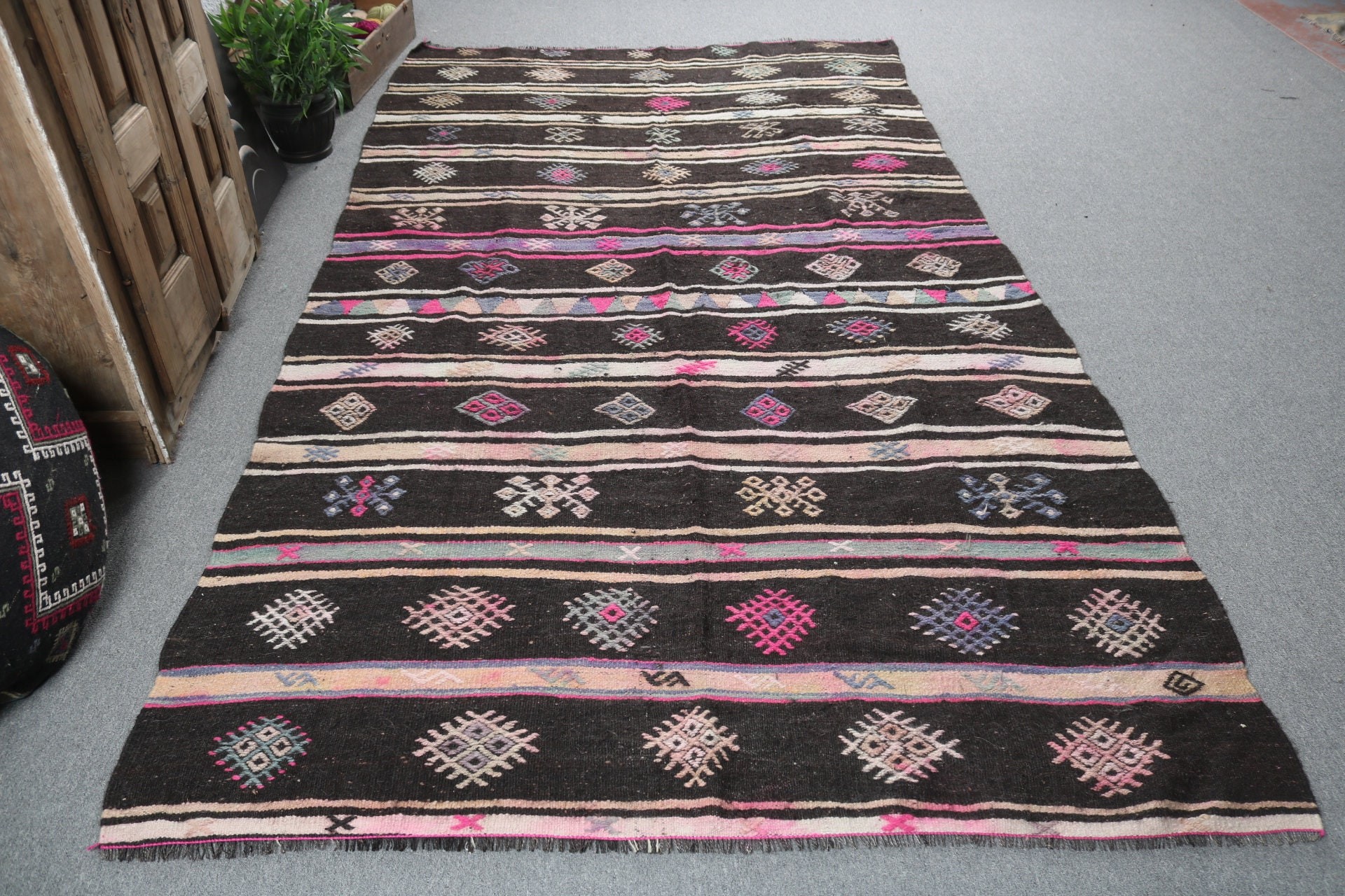 Vintage Halılar, 5.7x10.3 ft Büyük Halı, Oturma Odası Halıları, Kahverengi Antika Halılar, Yer Halıları, Türk Halıları, Salon Halıları, Yatak Odası Halısı, Kilim