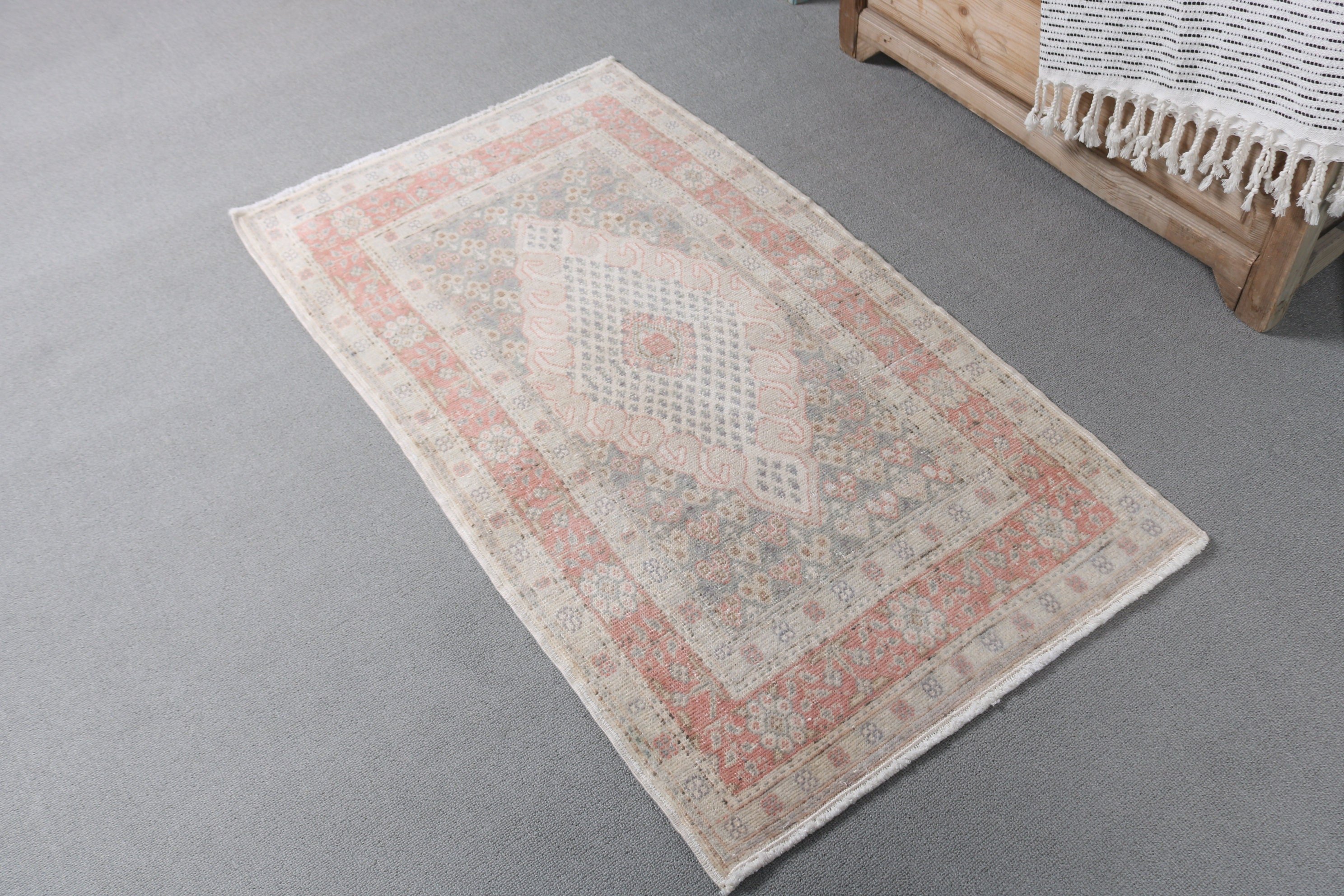 Anatolian Rug, Rugs for Entry, Moroccan Rug, Turkish Rugs, 2.1x3.7 ft Small Rug, Entry Rug, White Moroccan Rugs, Bedroom Rugs, Vintage Rug
