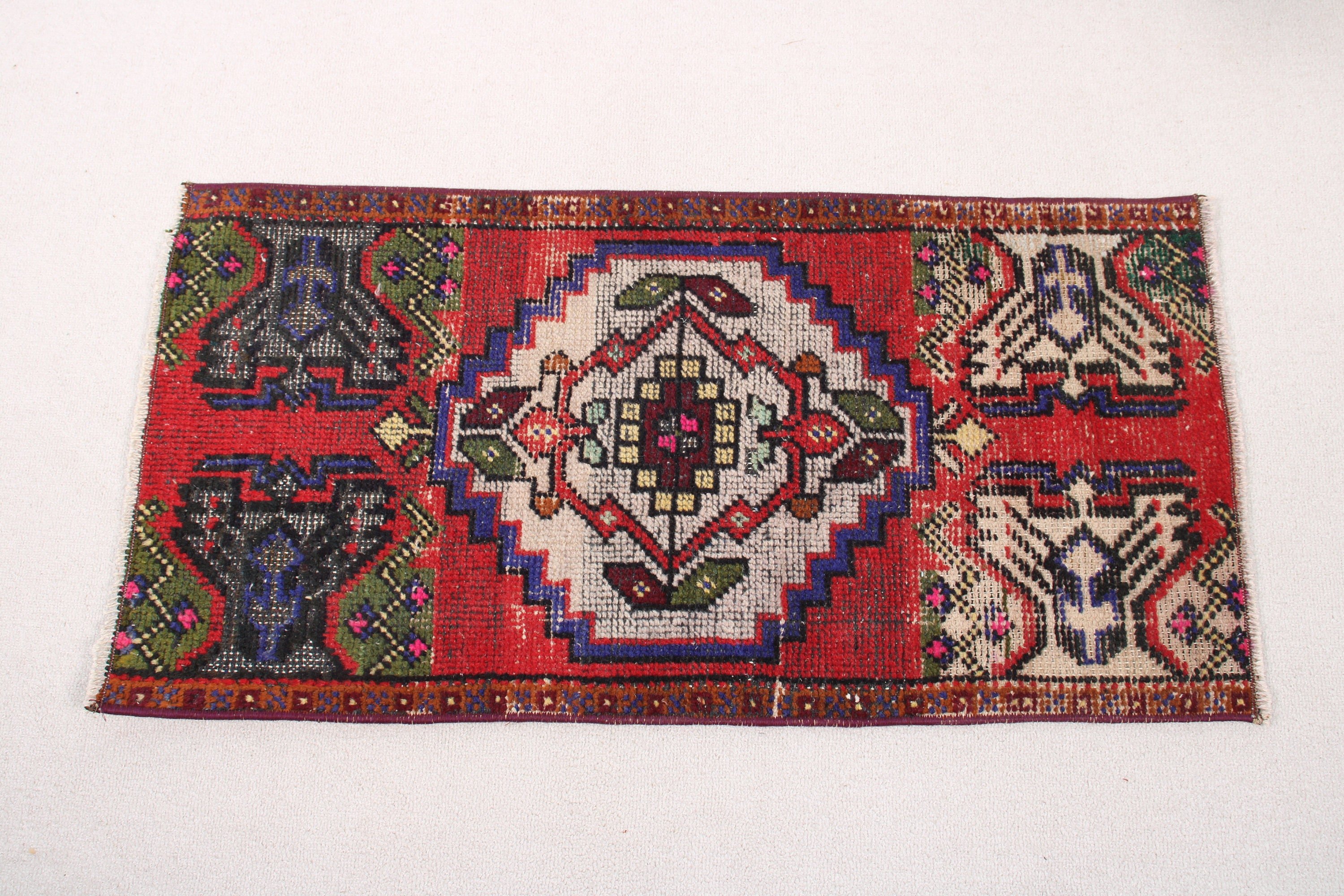 Vintage Halı, Kırmızı Yün Halı, Lüks Halı, Fas Halıları, 1.6x3.2 ft Küçük Halılar, Anadolu Halıları, Türk Halıları, Paspas Halısı, Banyo Halısı