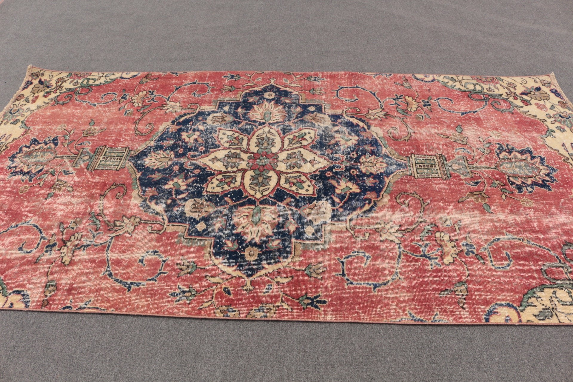 Antique Rugs, Dining Room Rug, Bedroom Rugs, Flatweave Rug, Red  4.7x9.1 ft Large Rug, Vintage Rugs, Salon Rugs, Turkish Rugs