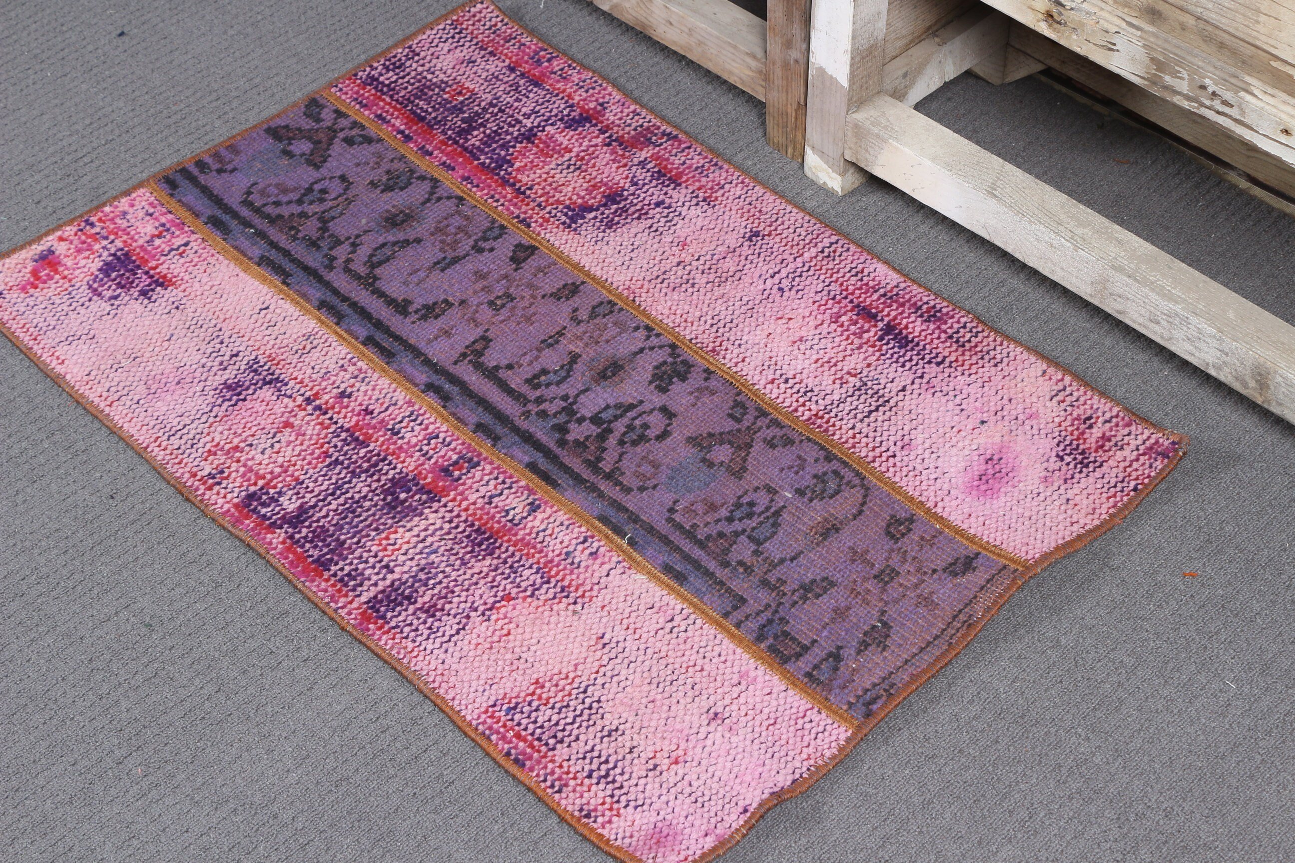 Vintage Rug, 1.8x2.7 ft Small Rug, Door Mat Rugs, Pink Oushak Rugs, Anatolian Rug, Bathroom Rugs, Turkish Rug, Office Rugs