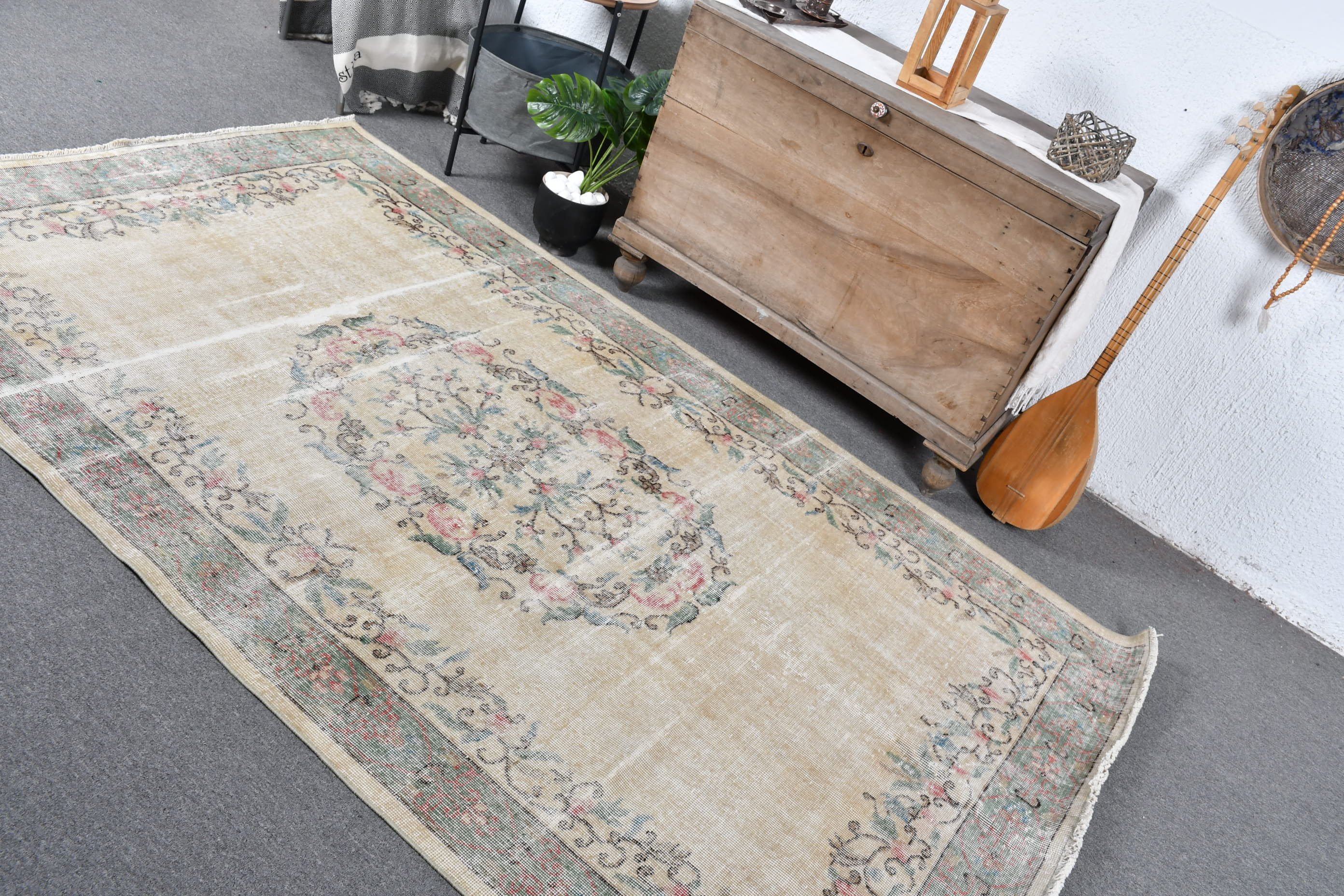 4.7x8.1 ft Area Rug, Turkish Rug, Wool Rug, Indoor Rugs, Bedroom Rugs, Vintage Rug, Vintage Area Rug Rugs, Rugs for Indoor, Beige Wool Rug