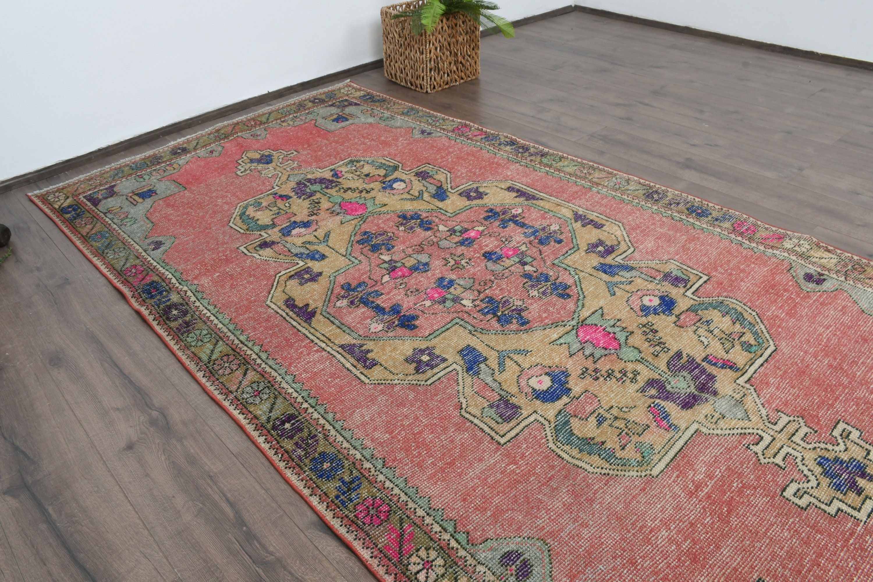 Salon Rug, Pink Moroccan Rugs, Vintage Rug, Home Decor Rug, Turkish Rugs, Office Rug, Living Room Rugs, Floor Rug, 4.7x8.8 ft Large Rug