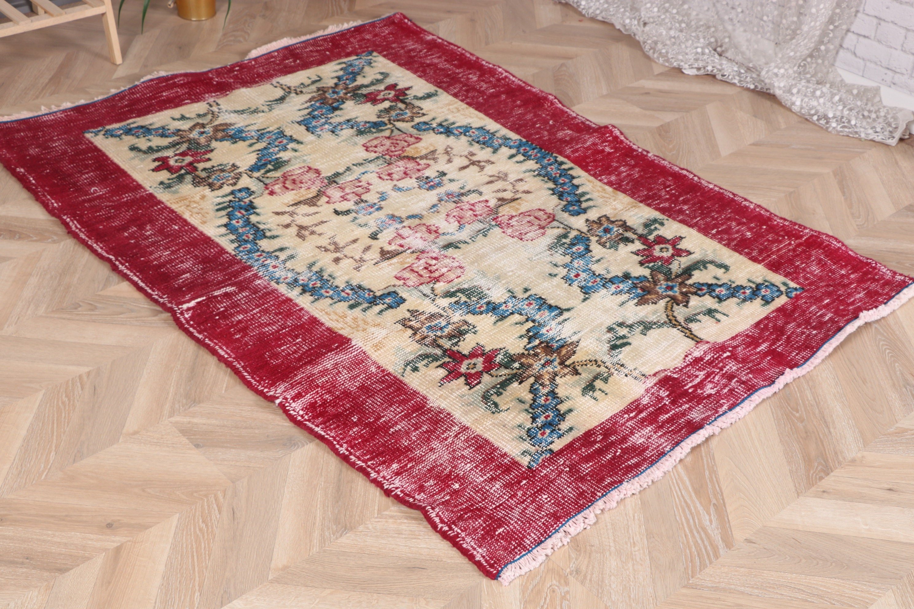 Boho Halı, Türk Halıları, Vintage Vurgulu Halılar, Estetik Halı, 3,8x5,2 ft Vurgulu Halı, Havalı Halı, Vintage Halı, Düz Dokuma Halı, Kırmızı Düz ​​Dokuma Halılar