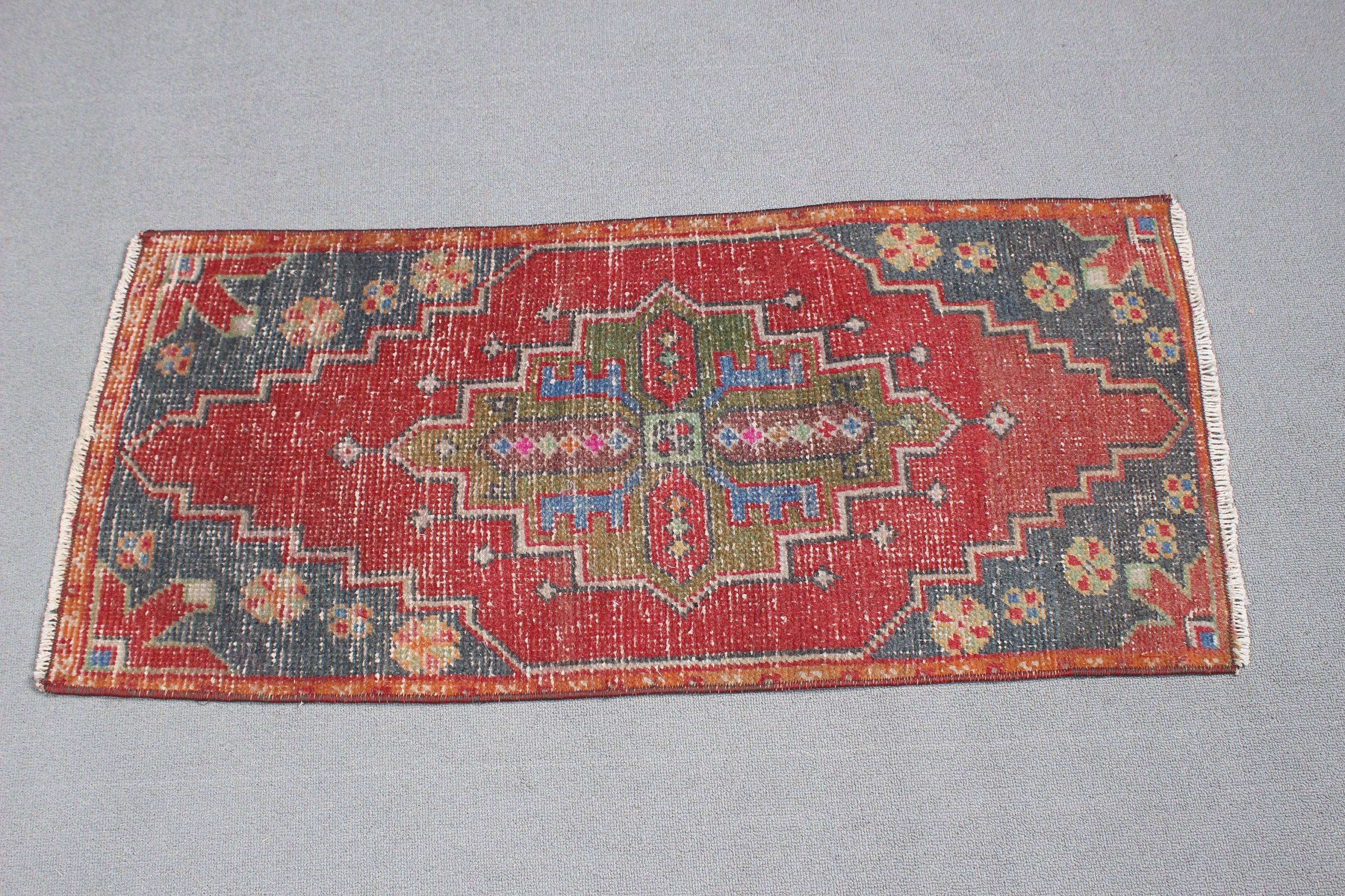 1.5x3.3 ft Küçük Halı, Oushak Halı, Türk Halıları, Yatak Odası Halısı, Kırmızı Nötr Halı, Aztek Halısı, Vintage Halılar, Çocuk Halıları